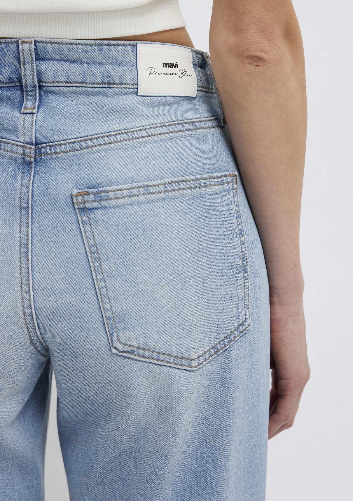 Mavi Premium Blue Gölgeli Açık Mavi Jean Pantolon görsel 8