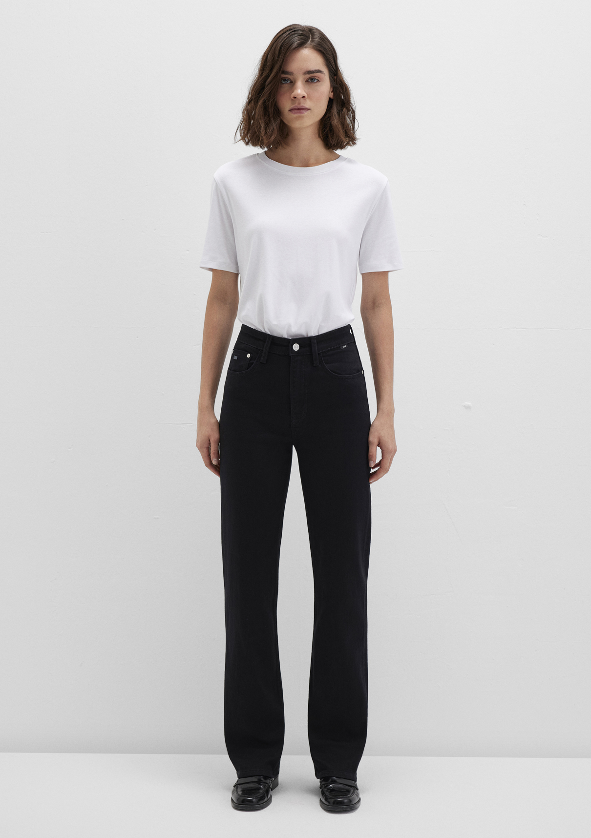 Mavi Classic Denim Siyah Jean Pantolon görsel 4