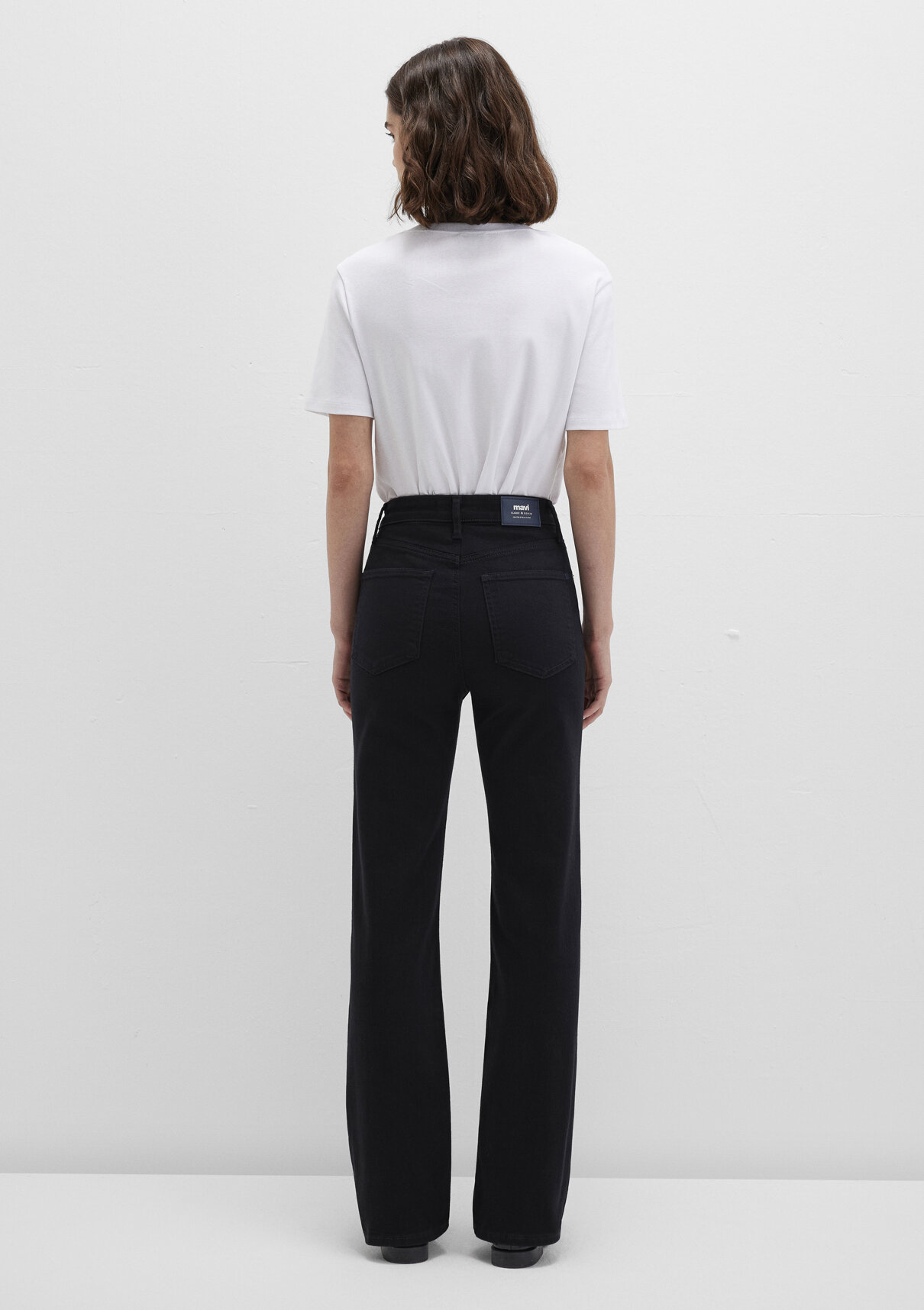 Mavi Classic Denim Siyah Jean Pantolon görsel 5