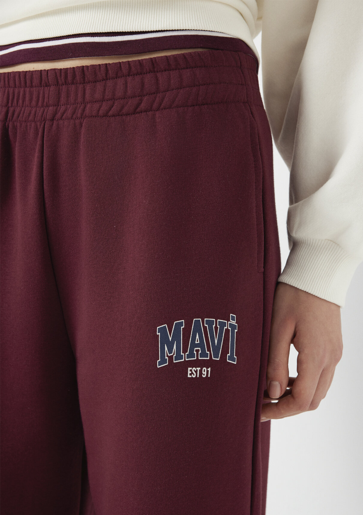 Mavi Logo Baskılı Bordo Eşofman Altı görsel 6