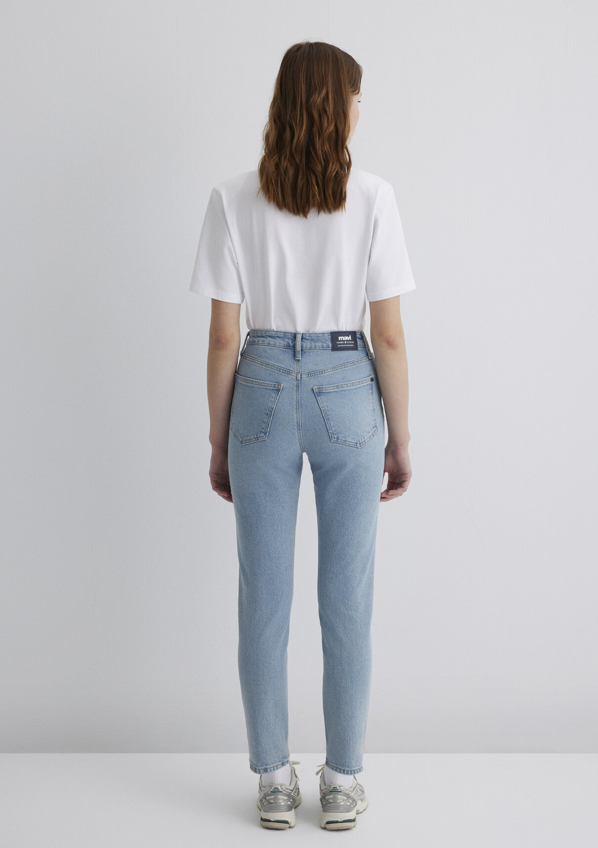 Mavi Classic Denim Buz Mavi Jean Pantolon görsel 5