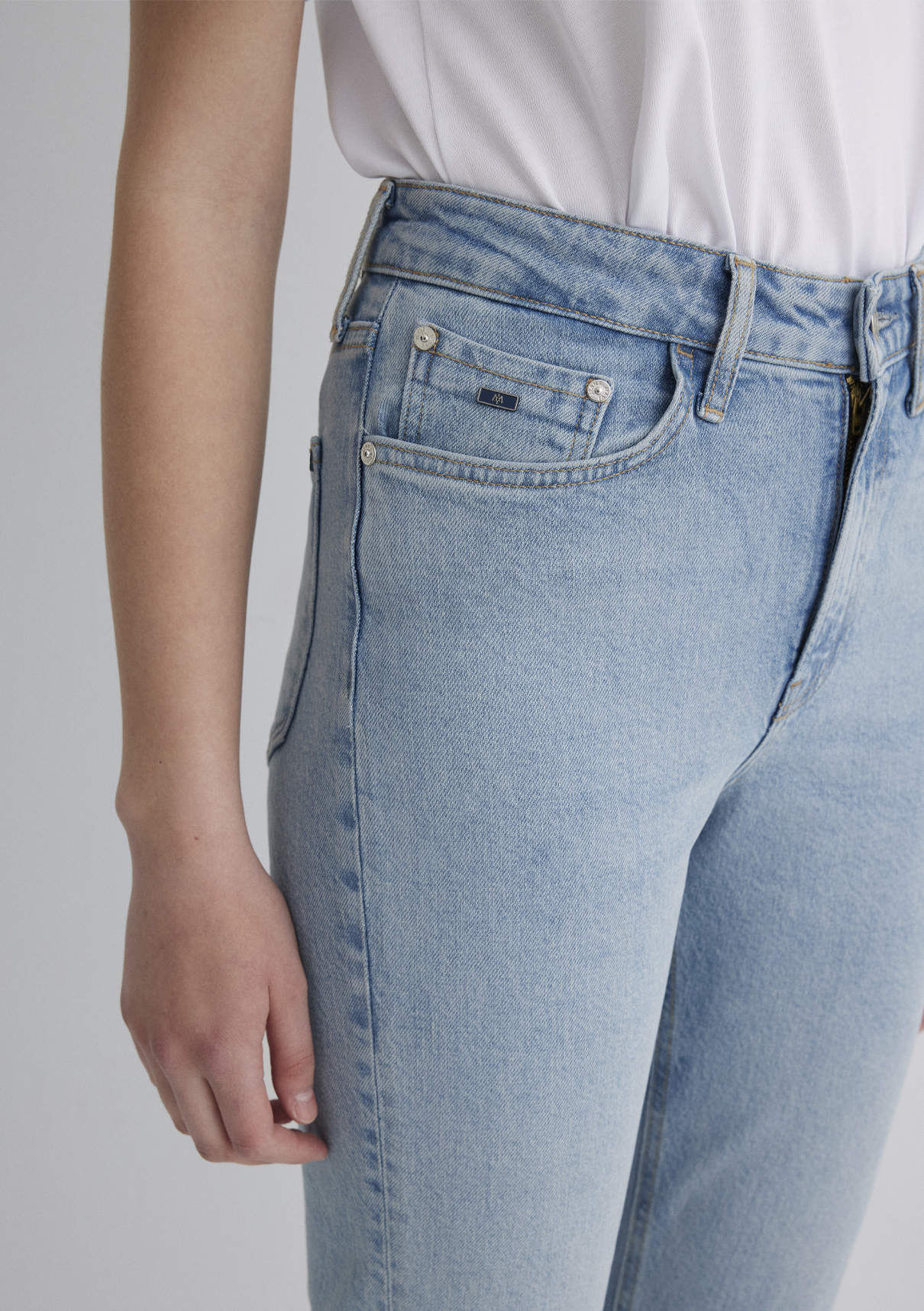 Mavi Classic Denim Buz Mavi Jean Pantolon görsel 7