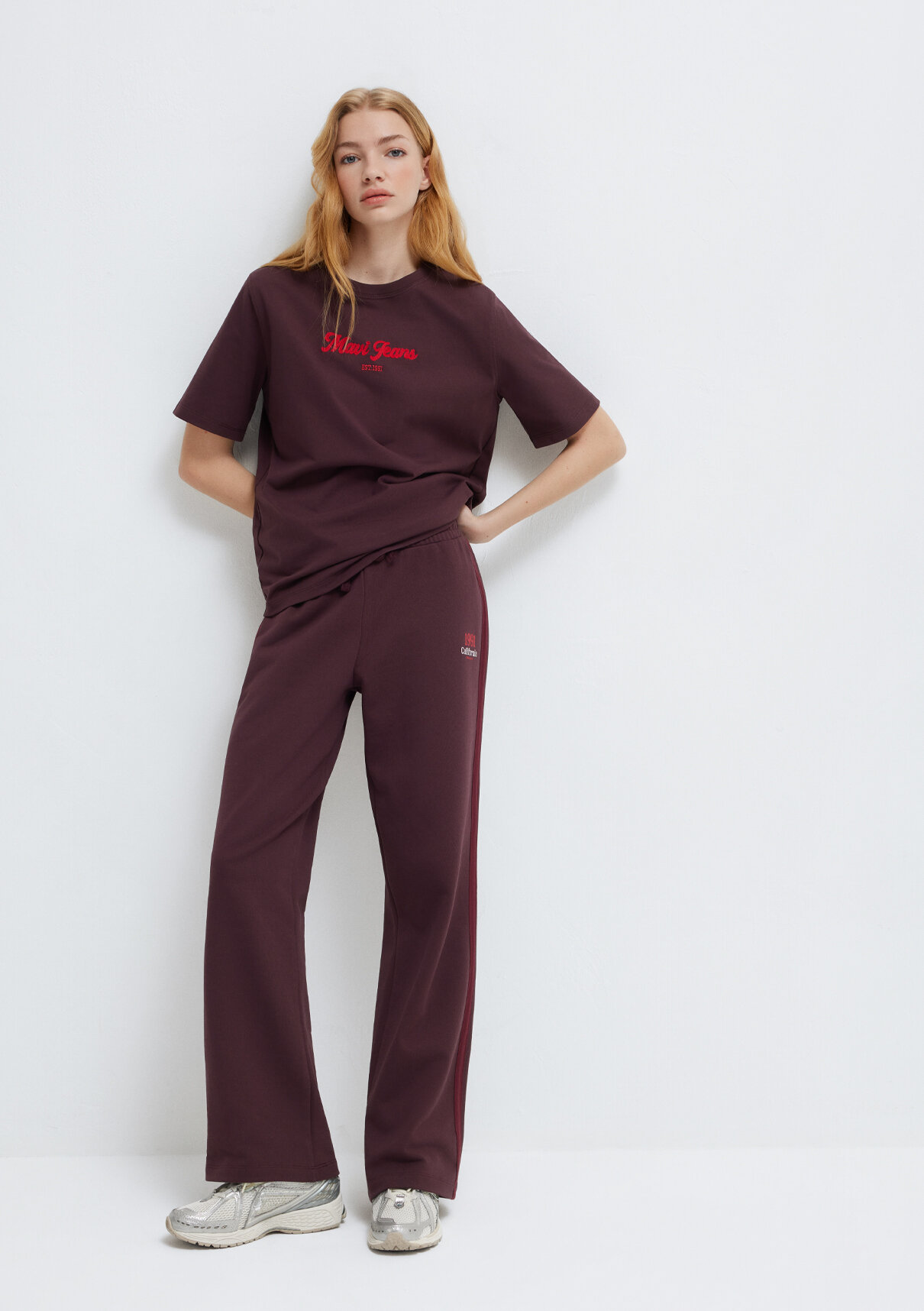Mavi California Baskılı Bordo Eşofman Altı görsel 2