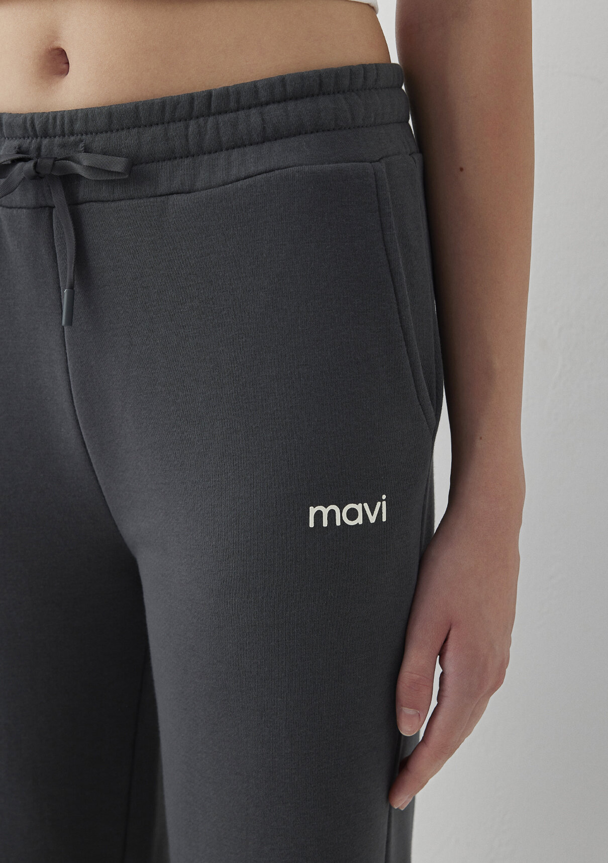 Mavi Logo Baskılı Antrasit Eşofman Altı görsel 5
