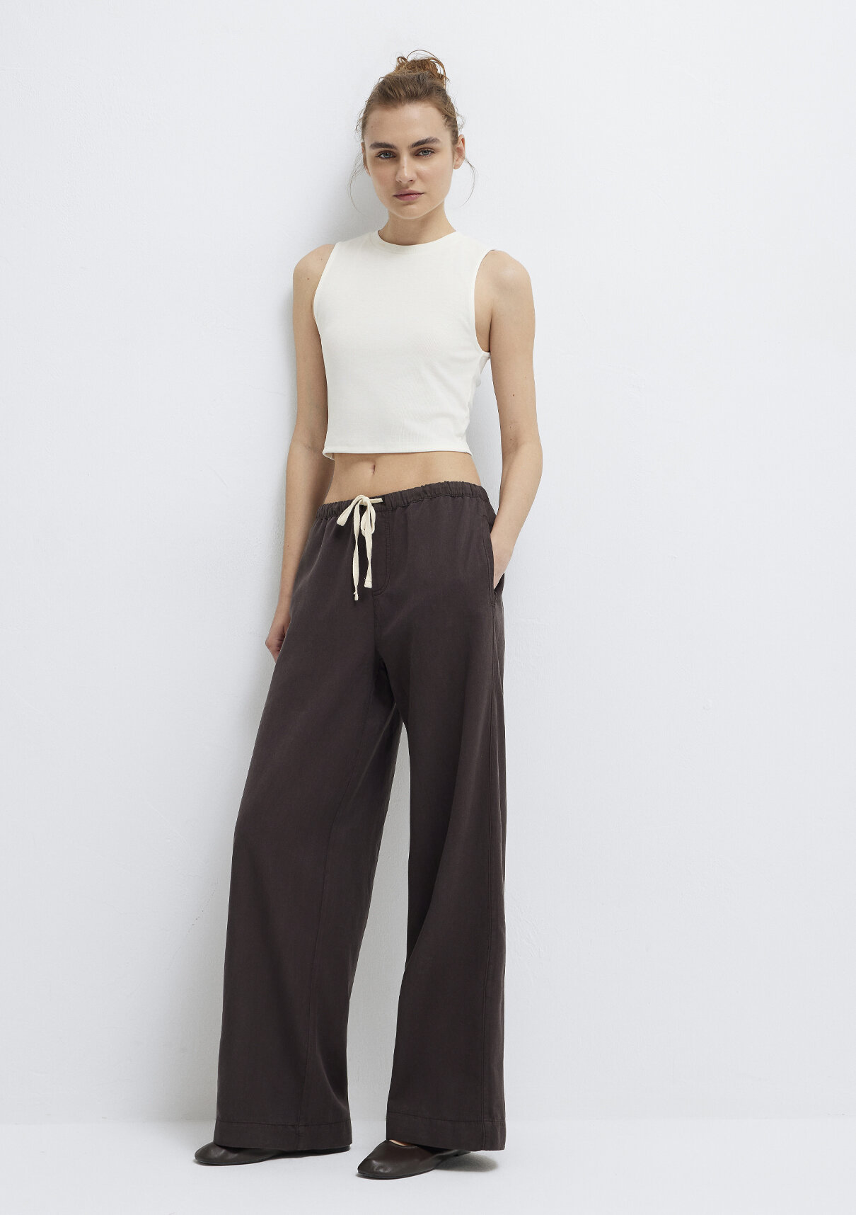 Mavi (Tencel TM) Lyocell Karışımlı Bağcıklı Kahverengi Pantolon