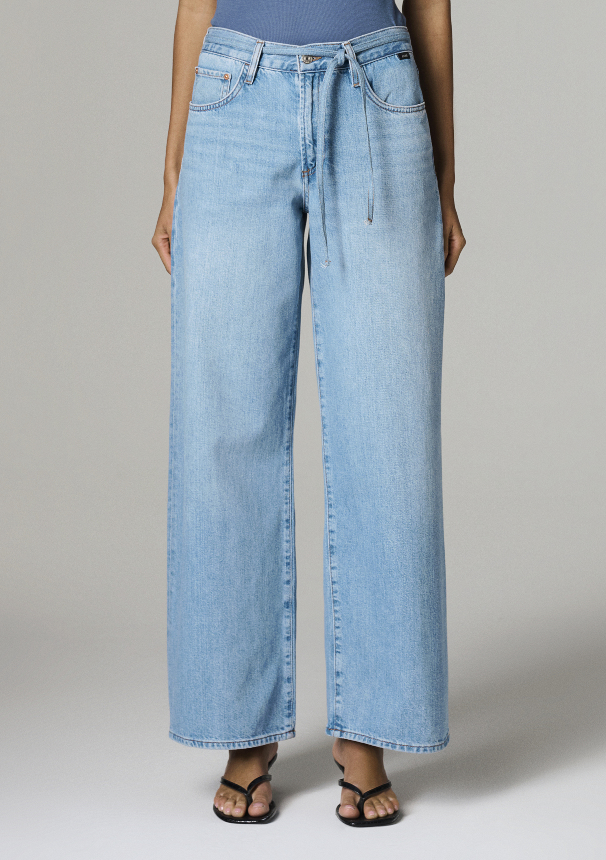 Mavi Classic Denim Açık Mavi Jean Pantolon görsel 4