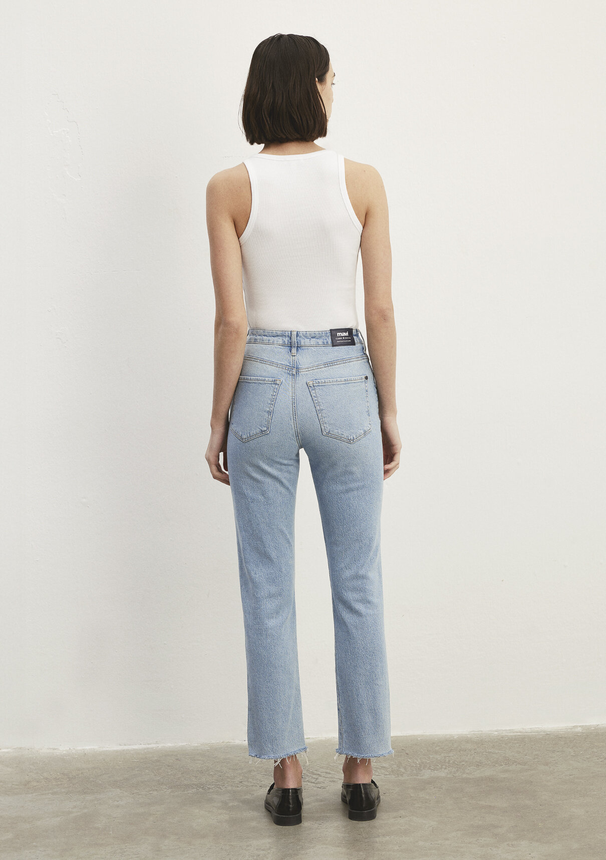 Mavi Classic Denim Buz Mavi Jean Pantolon görsel 7