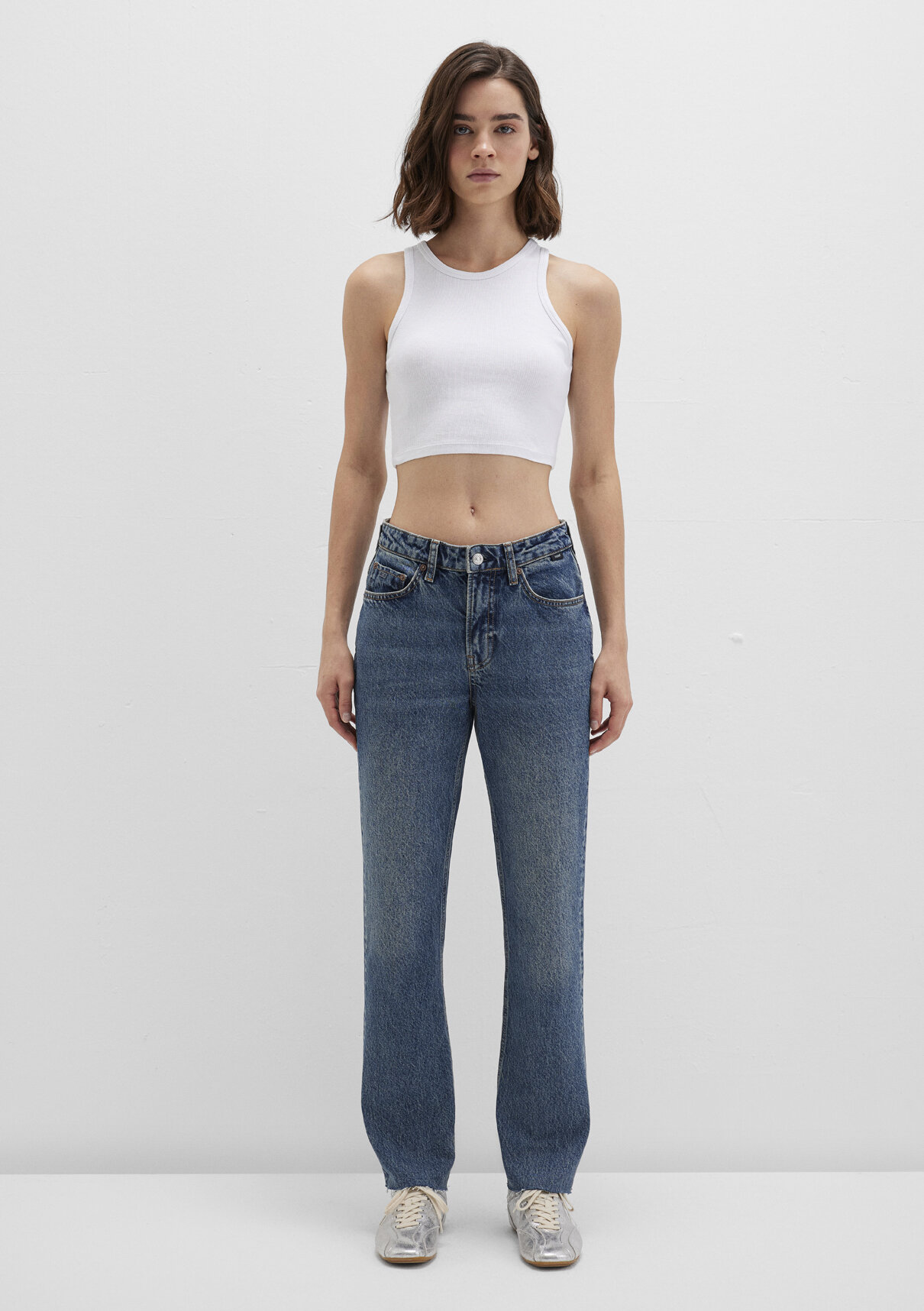 Mavi Classic Denim Puslu Koyu Mavi Jean Pantolon görsel 4