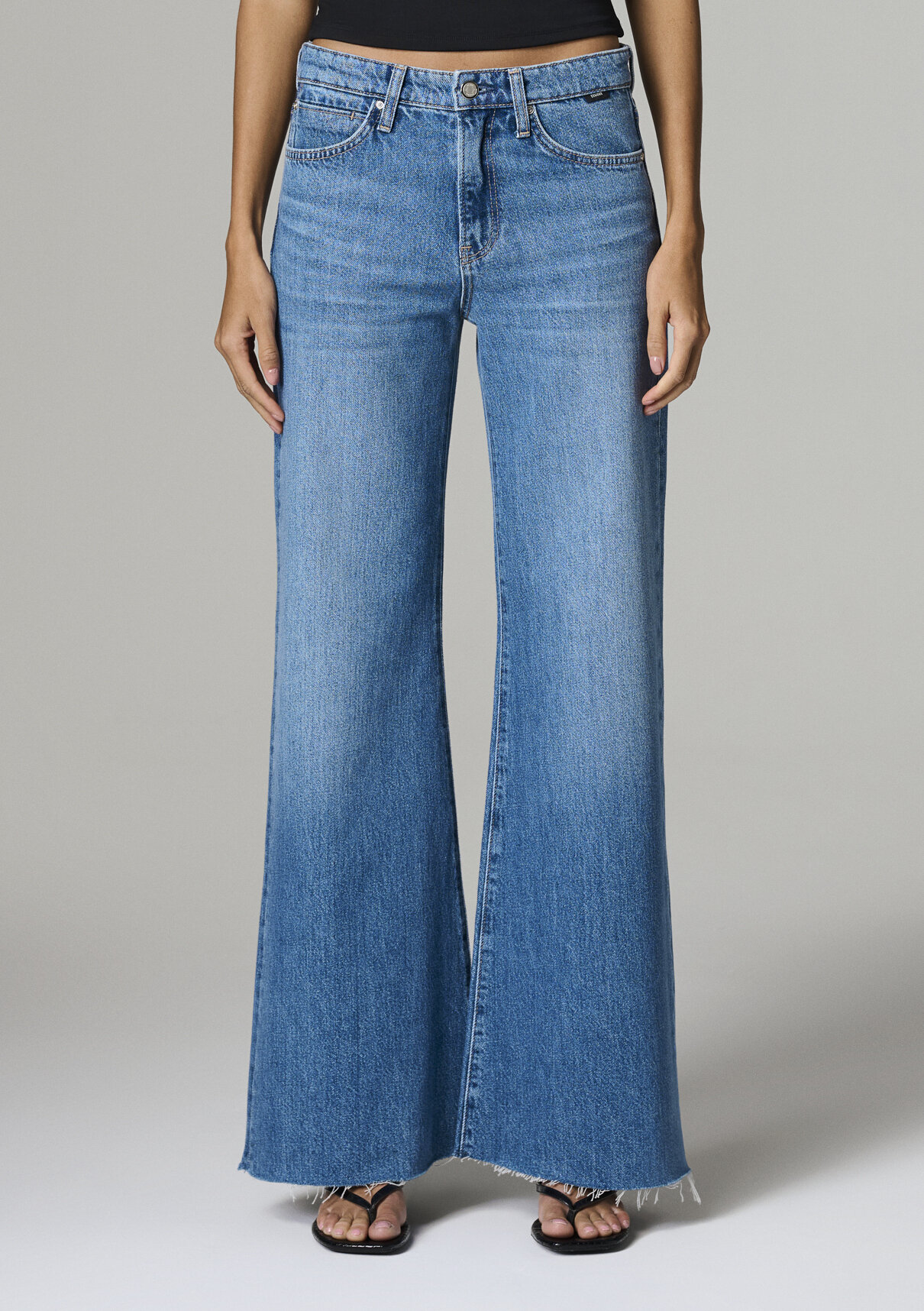 Mavi Iconic Gölgeli Indigo Mavisi Jean Pantolon görsel 5