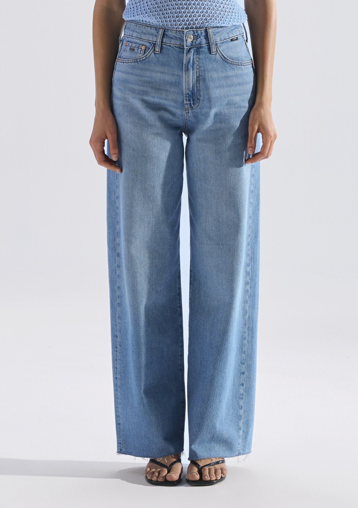 Mavi Classic Denim Puslu Açık Mavi Jean Pantolon görsel 6