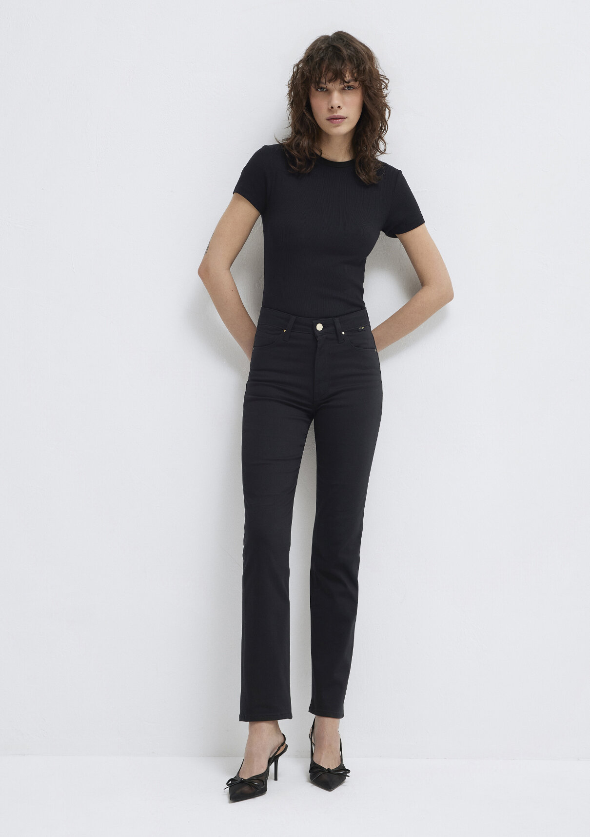 Mavi Gold Shape Siyah Jean Pantolon