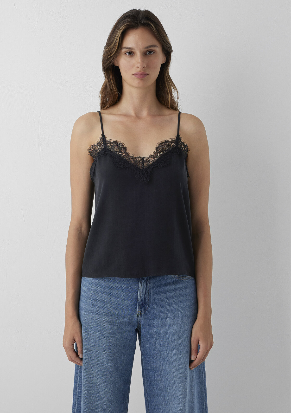 Mavi (Tencel™) Lyocell Dantelli Siyah Bluz görsel 3