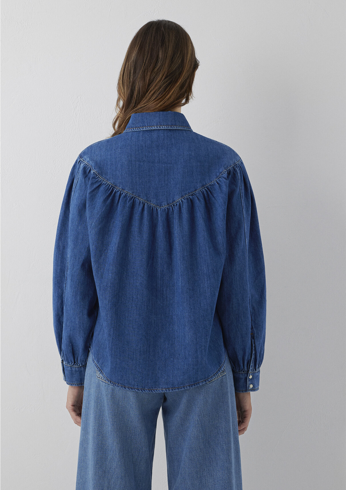 Mavi Iconic Indigo Mavisi Jean Gömlek görsel 6