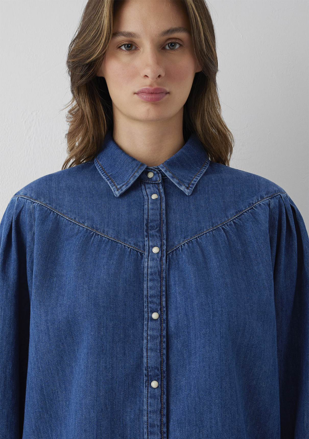 Mavi Iconic Indigo Mavisi Jean Gömlek görsel 7
