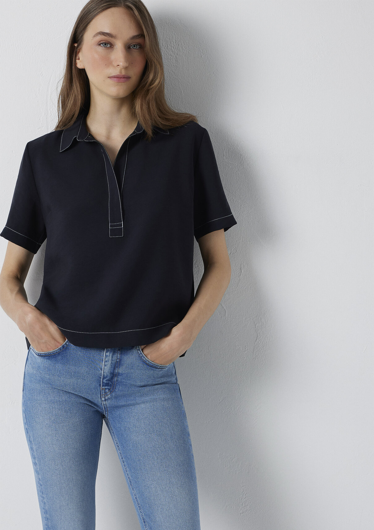 Mavi (Tencel™) Lyocell Karışımlı Polo Yaka Siyah Bluz