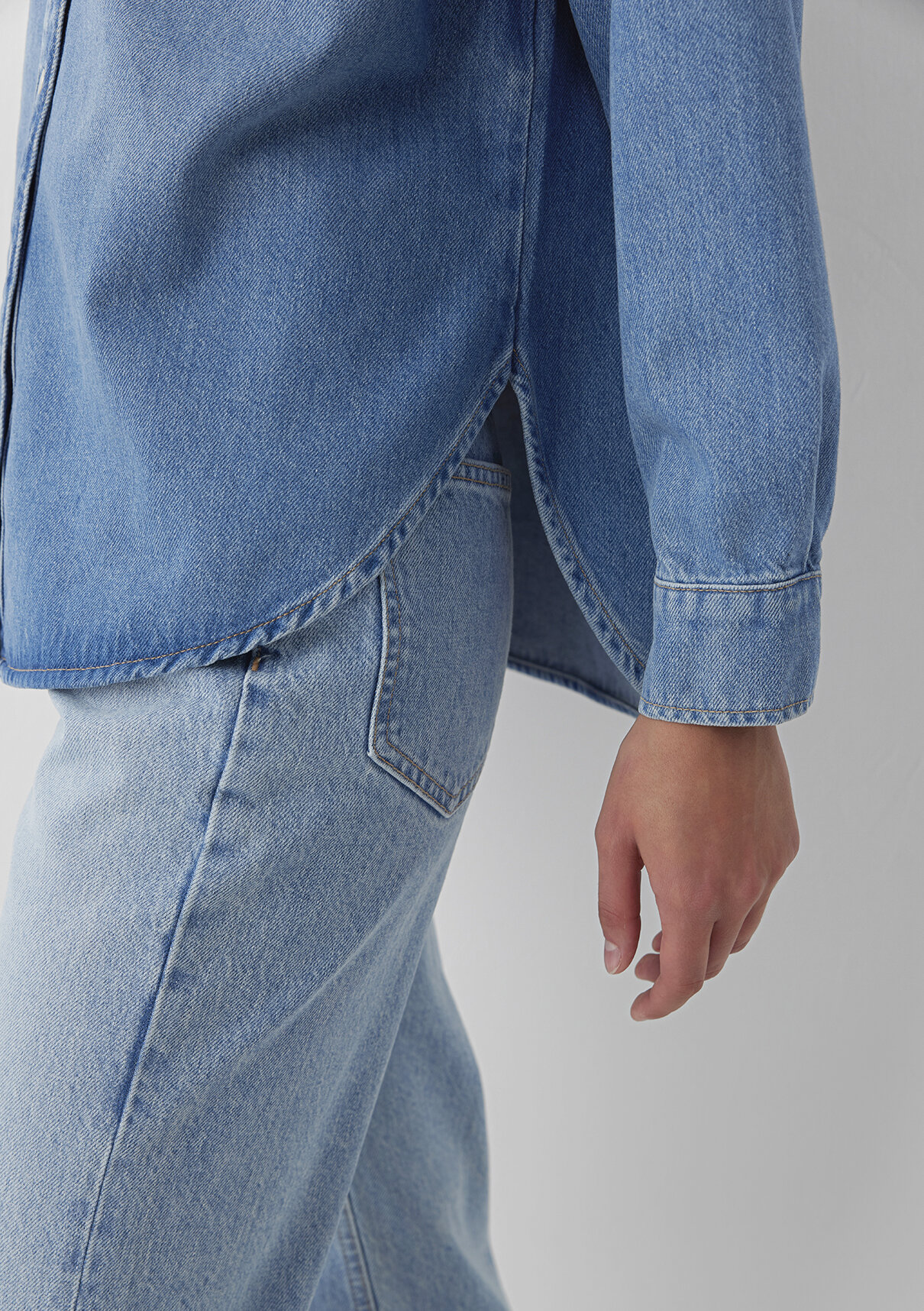 Mavi Brida Iconic Puslu Indigo Mavisi Jean Gömlek görsel 7