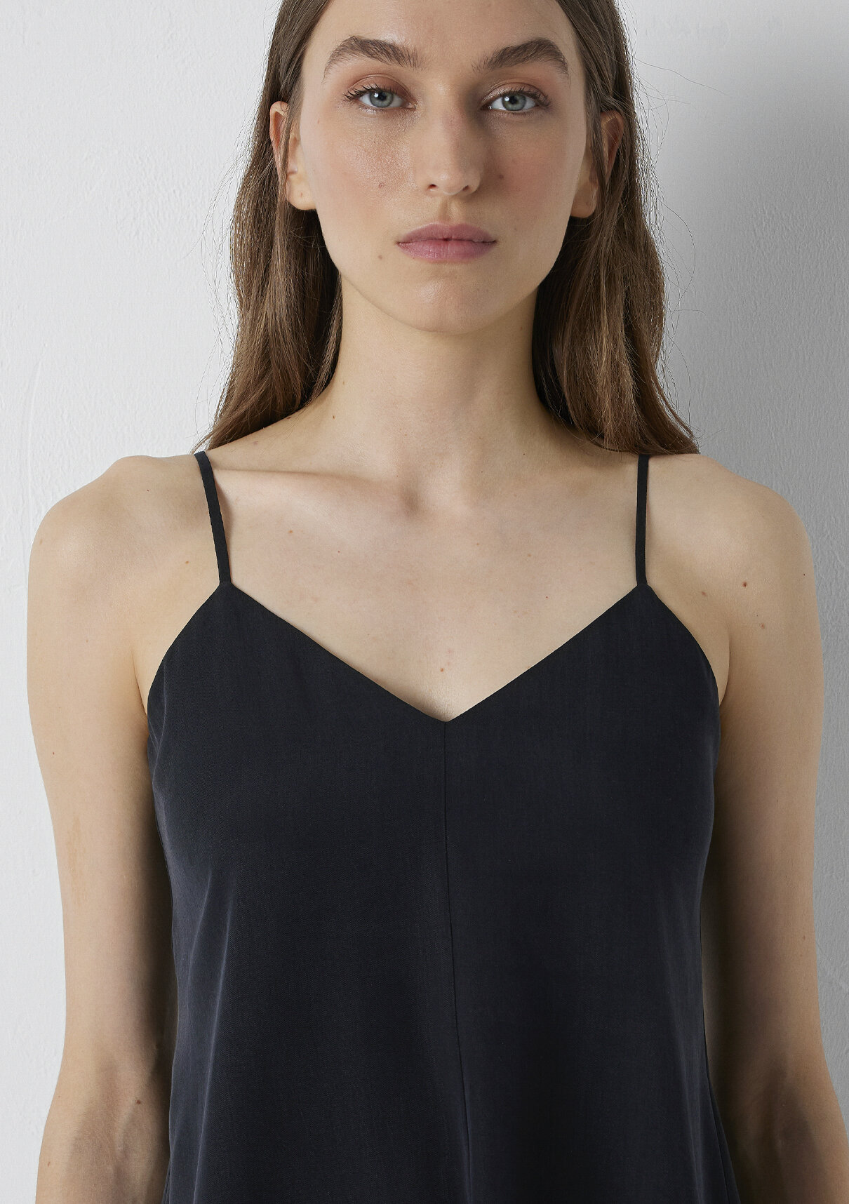 Mavi (Tencel™) Lyocell Siyah Mini Elbise görsel 7