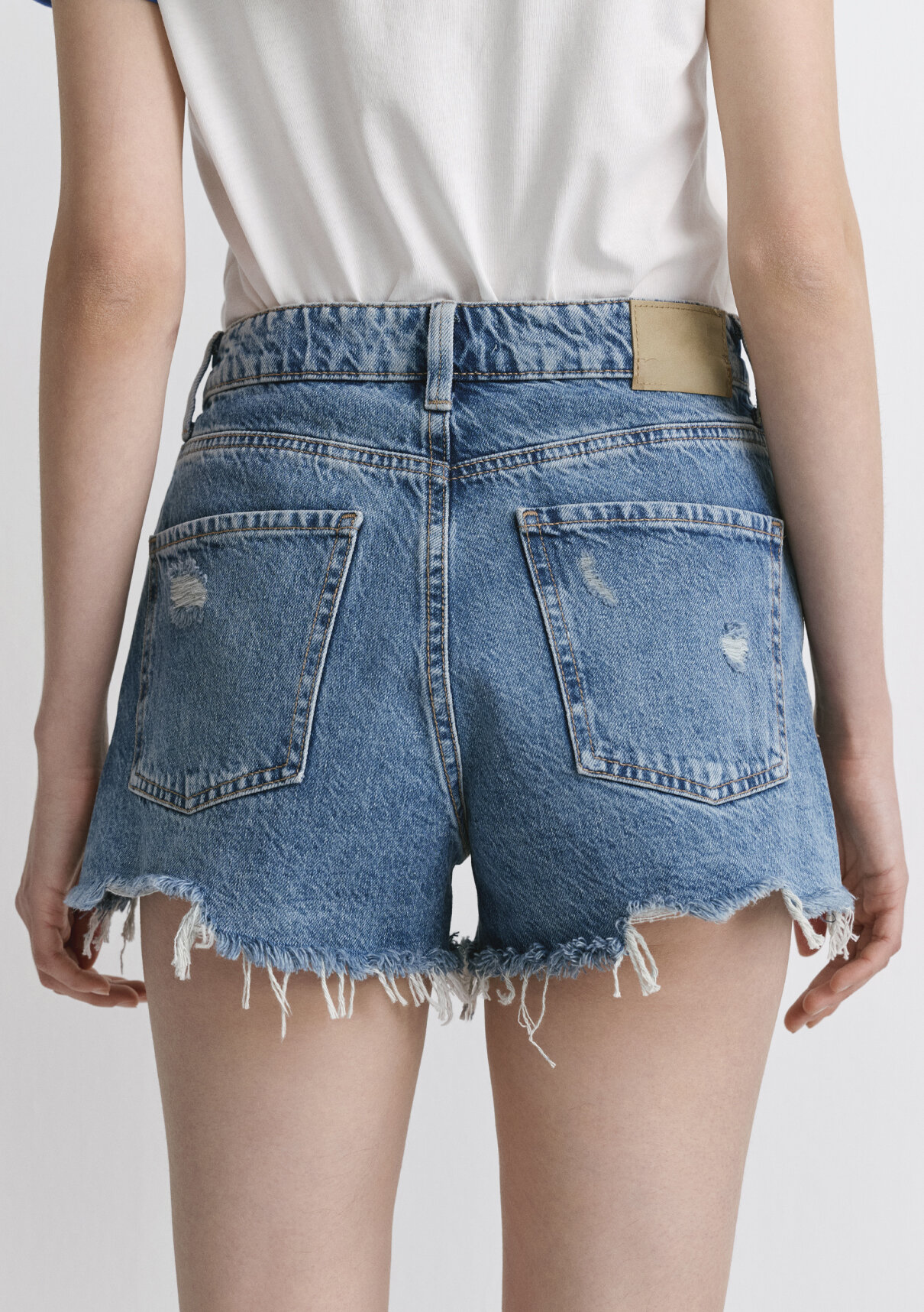 Mavi Tyra 90lar Gölgeli Indigo Mavisi Jean Şort görsel 8