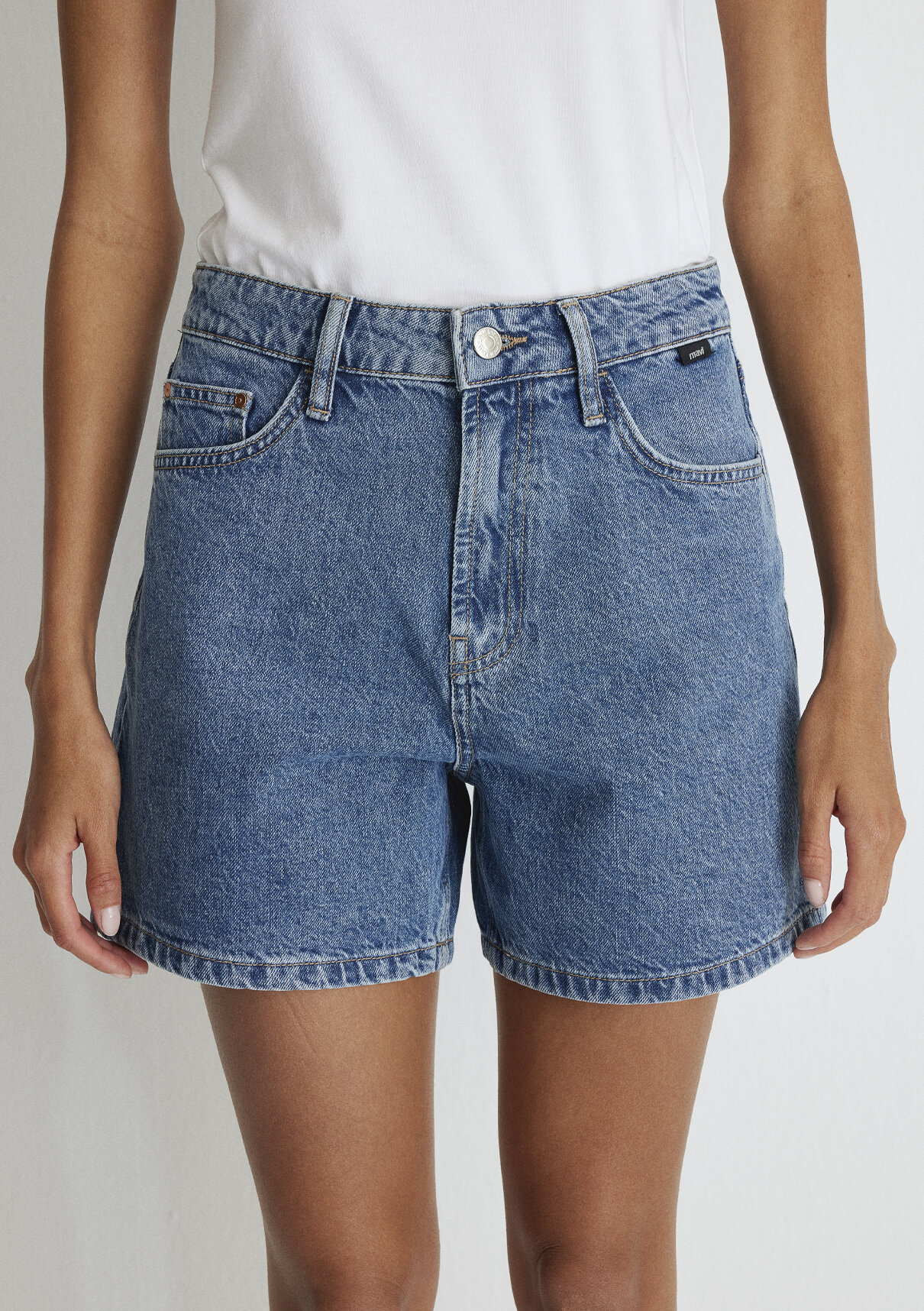 Mavi Verna 90lar Indigo Mavisi Jean Şort görsel 8