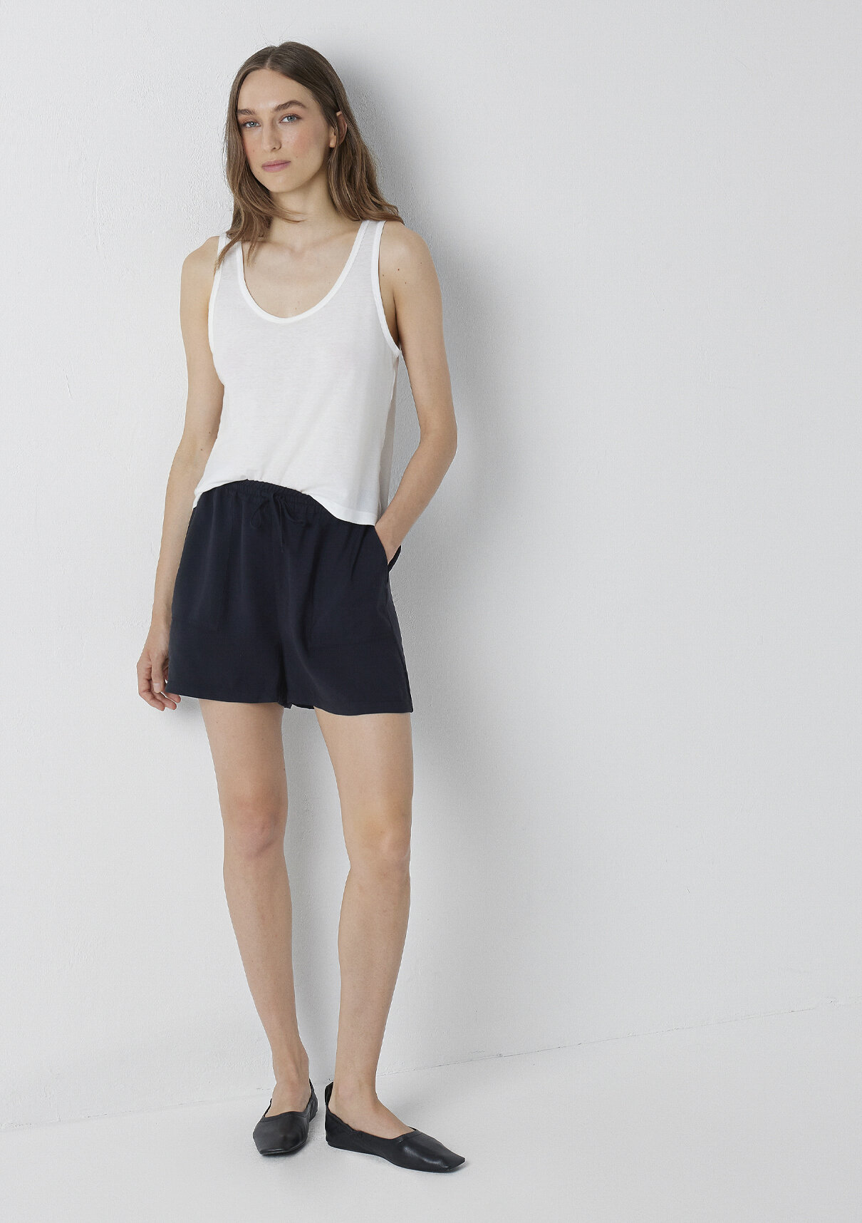 Mavi Modal (Tencel™) Karışımlı Siyah Şort