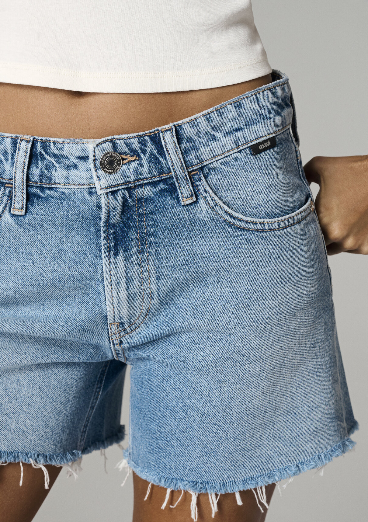 Mavi TAYLOR SHORT Classic Denim Indigo Mavisi Jean Şort görsel 7