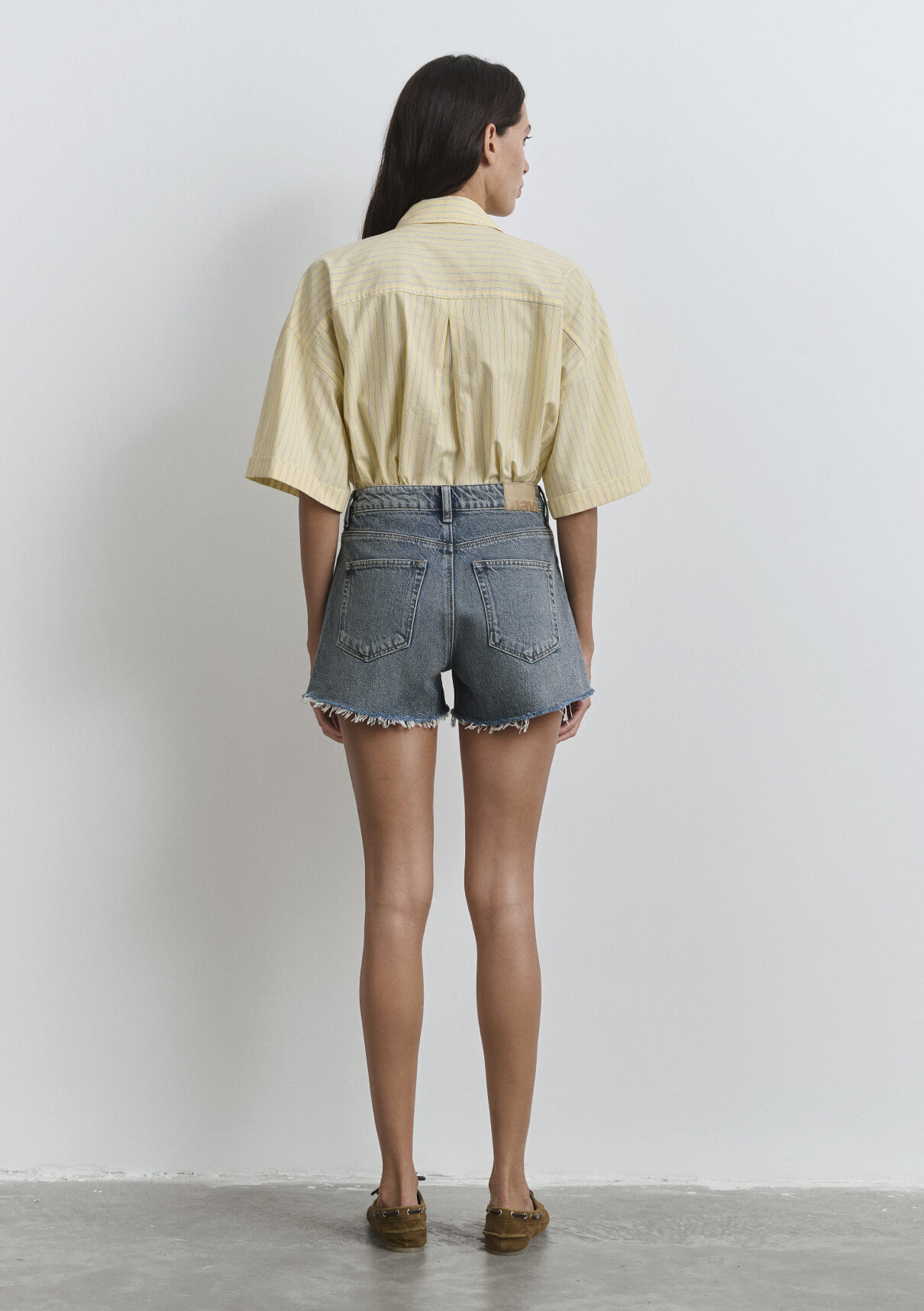 Mavi Rosie 90lar Puslu Indigo Mavisi Jean Şort görsel 5