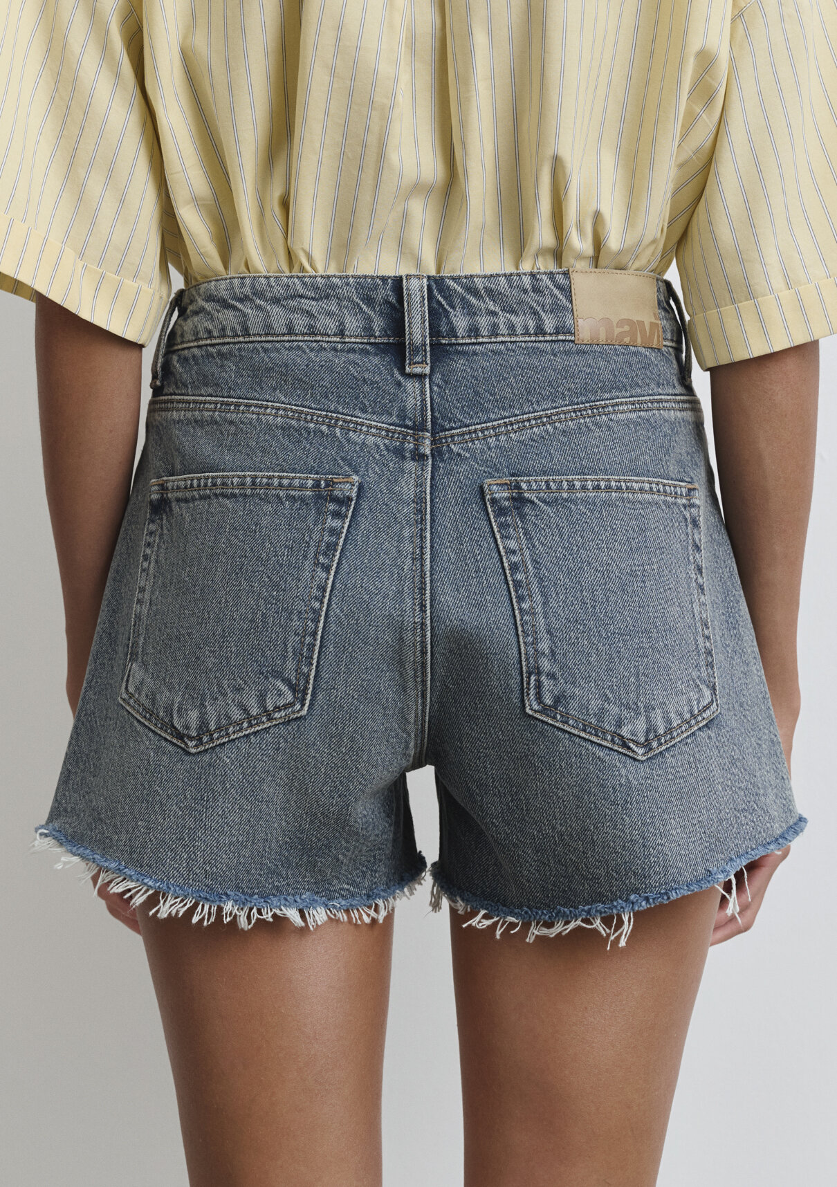 Mavi Rosie 90lar Puslu Indigo Mavisi Jean Şort görsel 8
