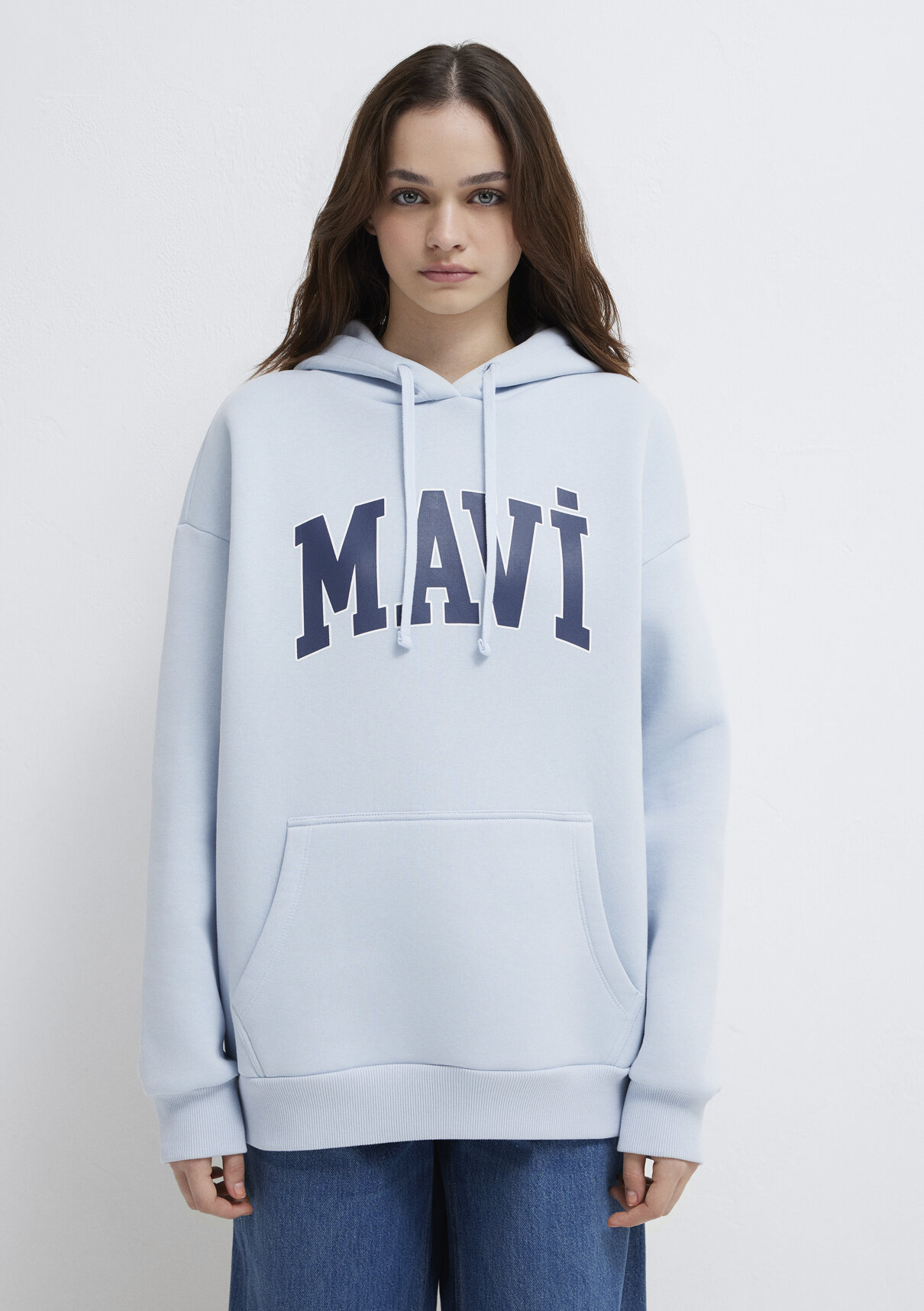 Mavi Logo Baskılı Kapüşonlu Mavi Sweatshirt görsel 3