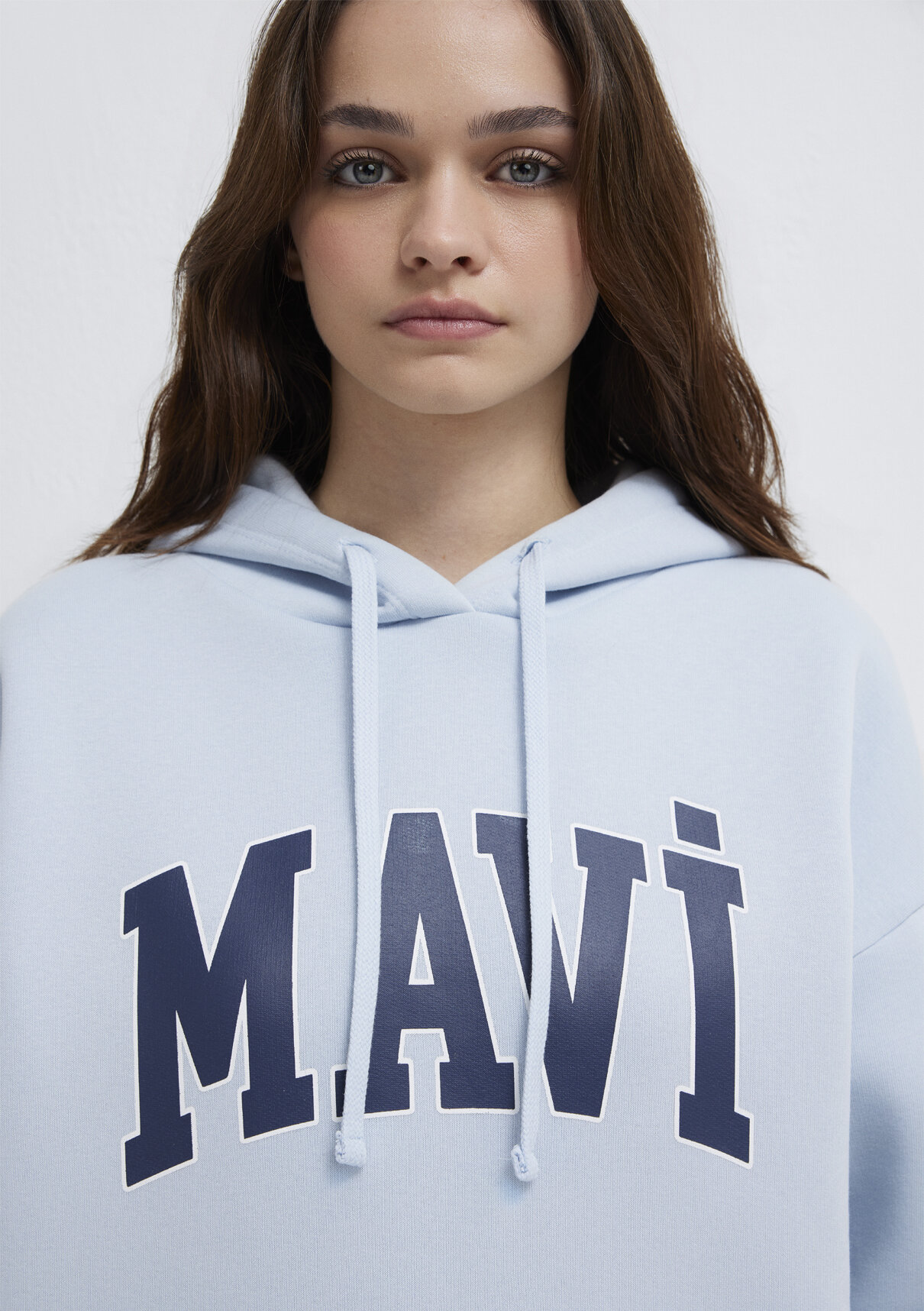 Mavi Logo Baskılı Kapüşonlu Mavi Sweatshirt görsel 6