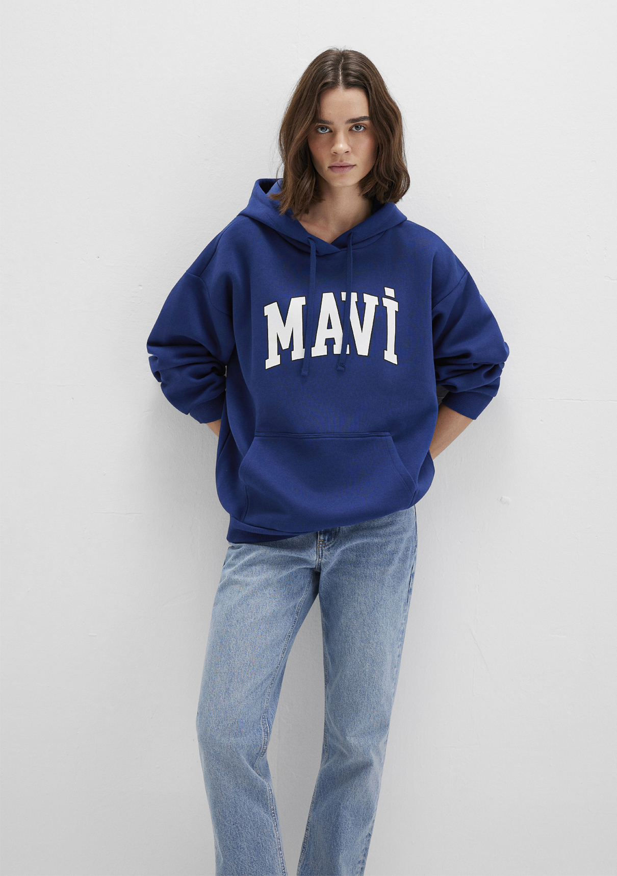 Mavi Logo Baskılı Kapüşonlu Lacivert Sweatshirt