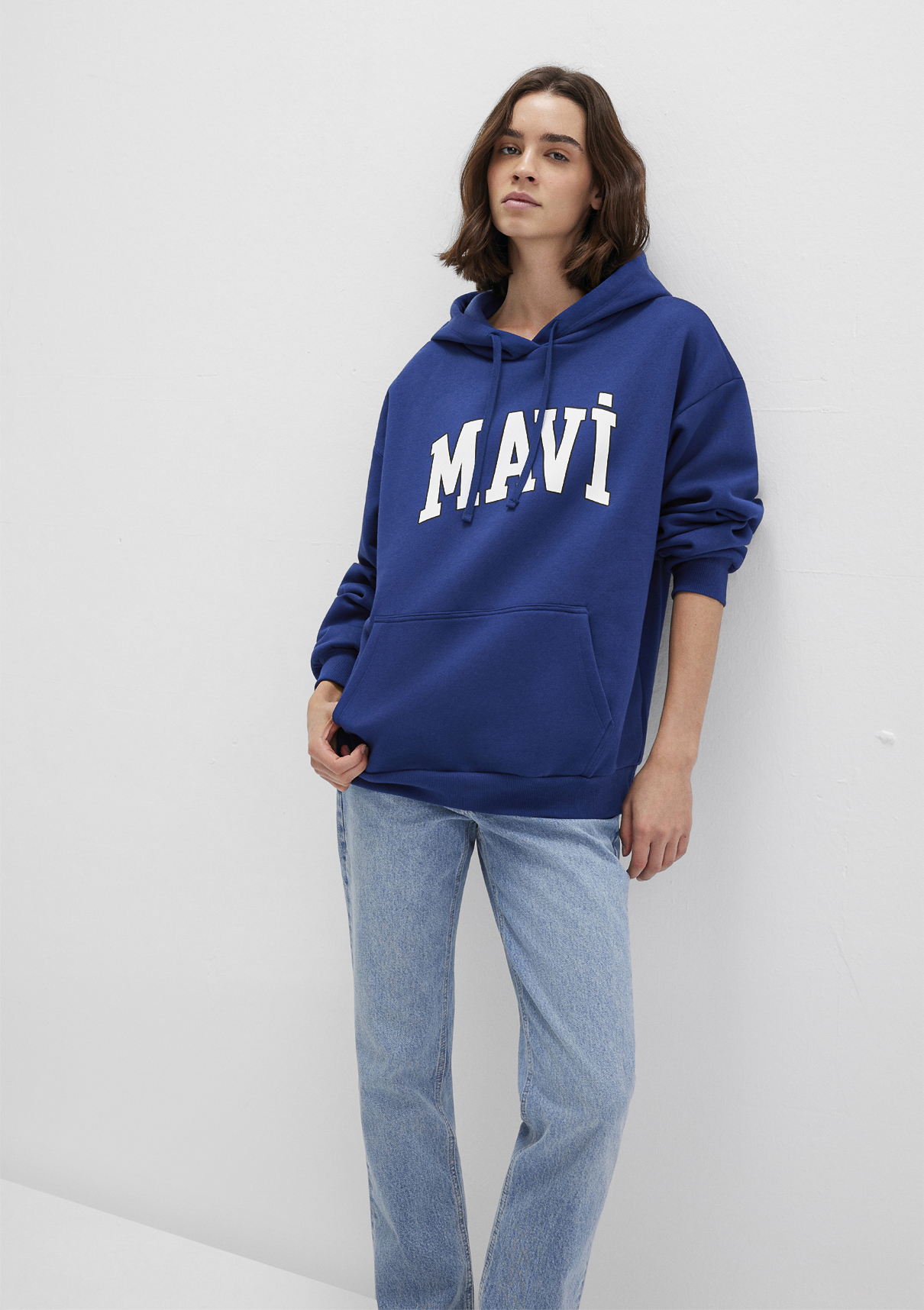 Mavi Logo Baskılı Kapüşonlu Lacivert Sweatshirt görsel 2