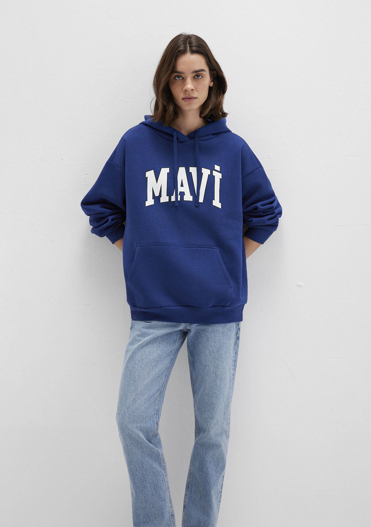 Mavi Logo Baskılı Kapüşonlu Lacivert Sweatshirt görsel 3