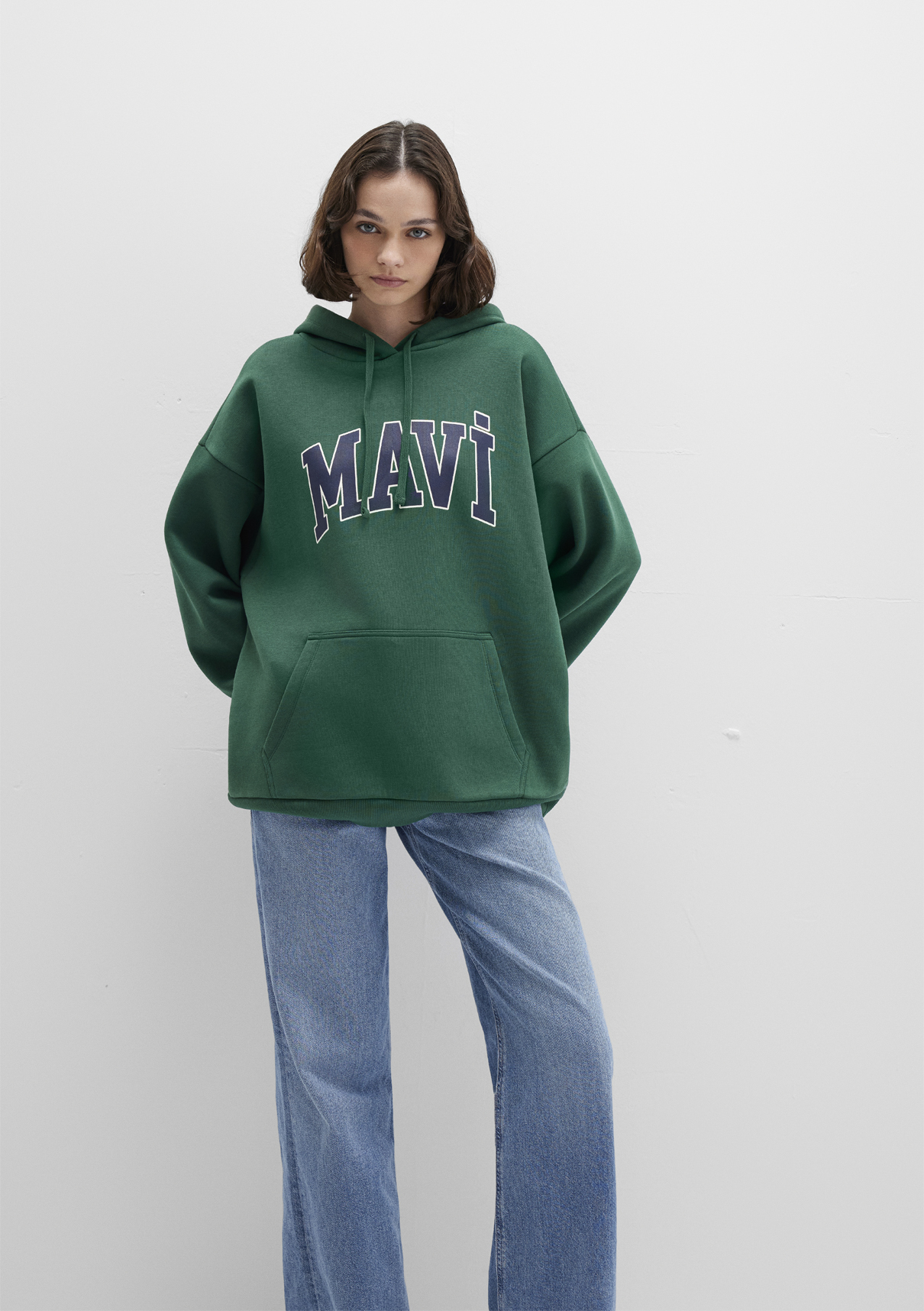 Mavi Logo Baskılı Kapüşonlu Yeşil Sweatshirt