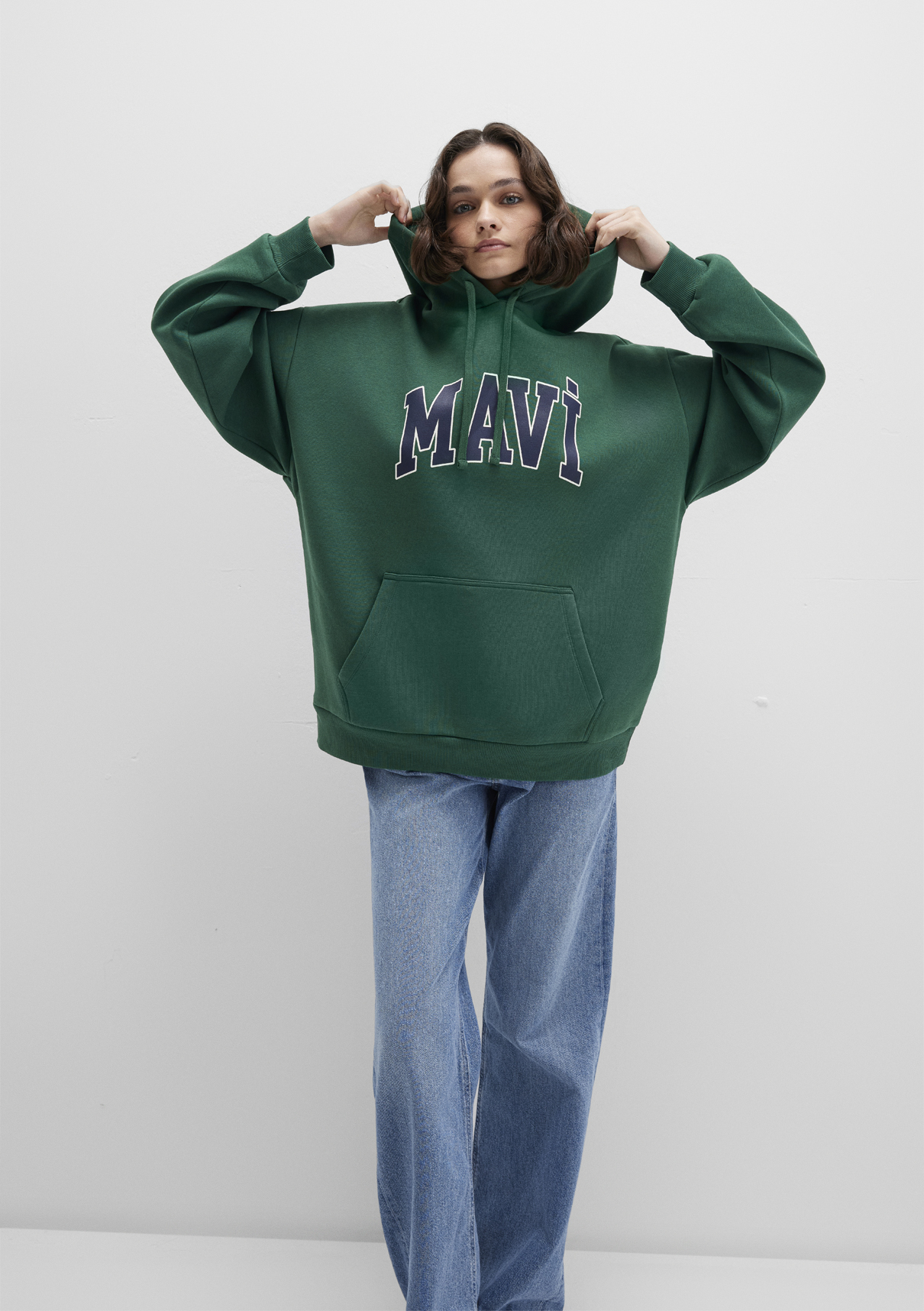 Mavi Logo Baskılı Kapüşonlu Yeşil Sweatshirt görsel 3