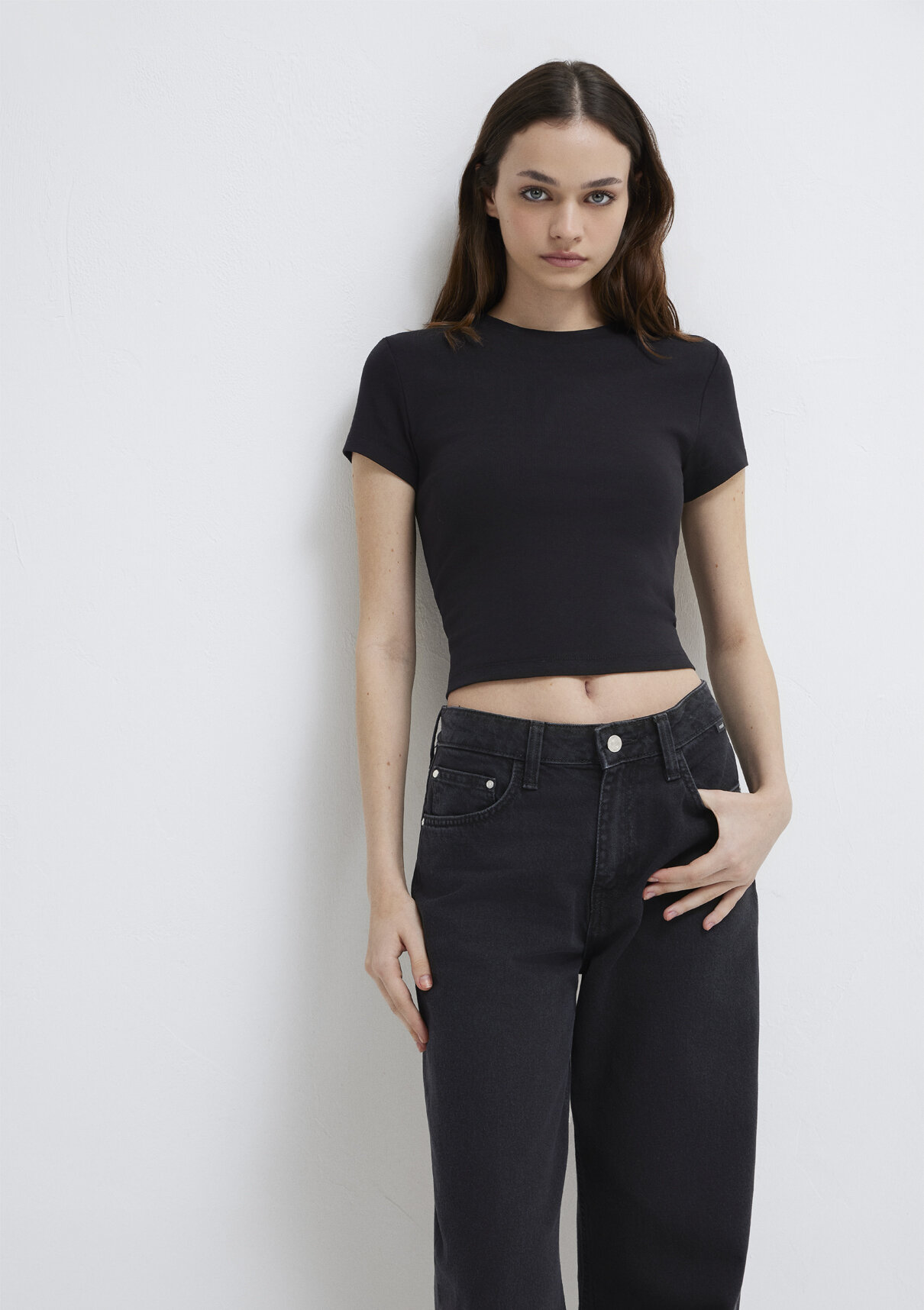 Mavi Siyah Basic Crop Tişört