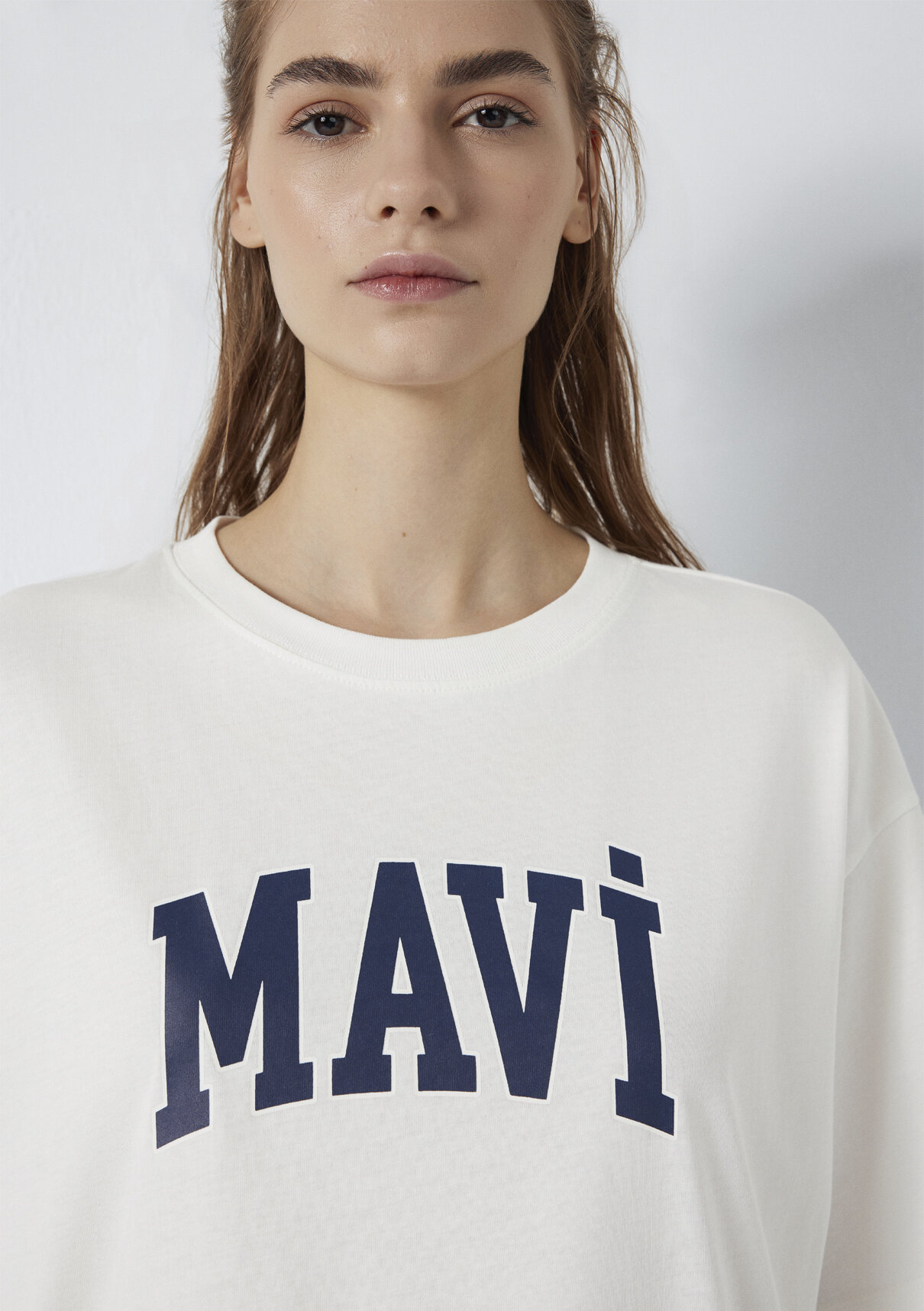 Mavi Logo Baskılı Ekru Tişört. görsel 7