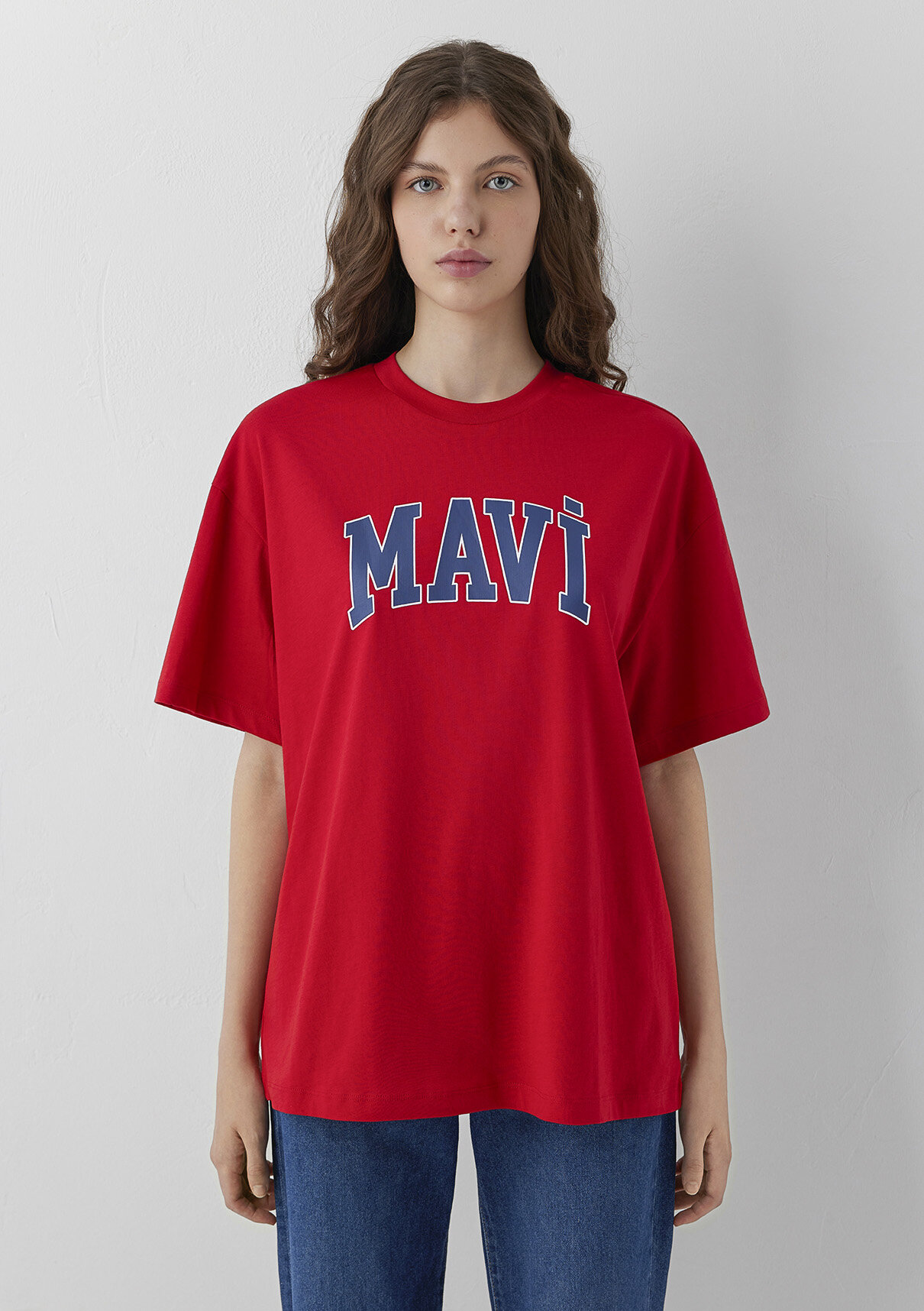 Mavi Logo Baskılı Kırmızı Tişört görsel 2