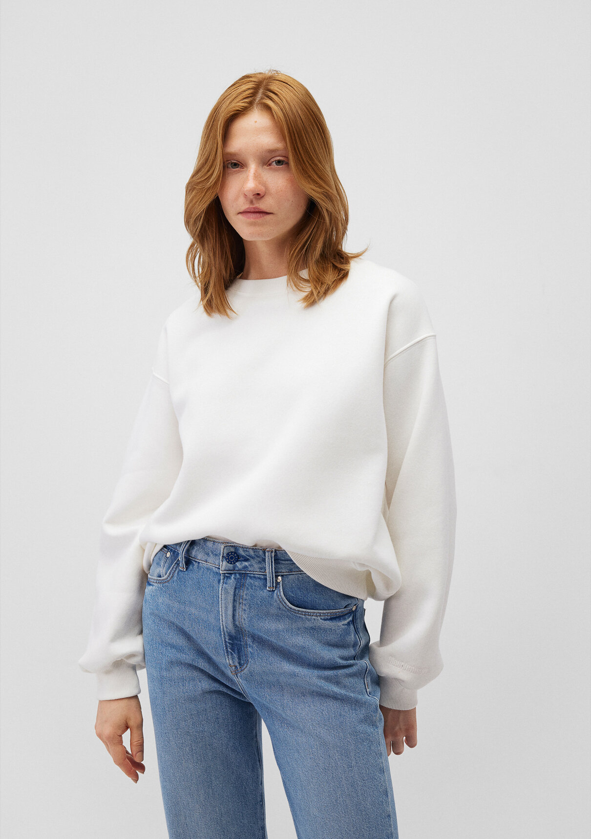 Mavi Bisiklet Yaka Beyaz Basic Sweatshirt görsel 2