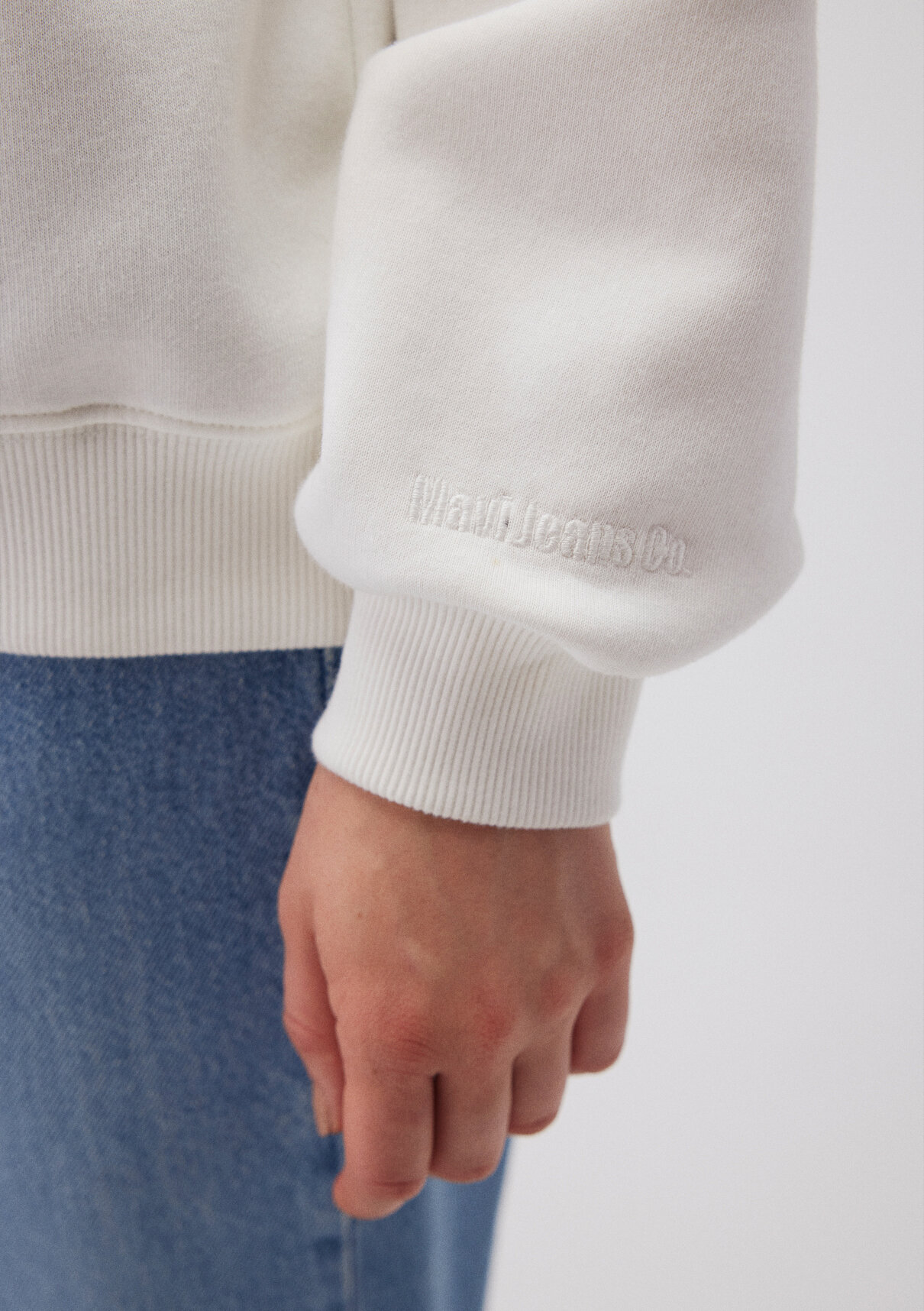 Mavi Bisiklet Yaka Beyaz Basic Sweatshirt görsel 5