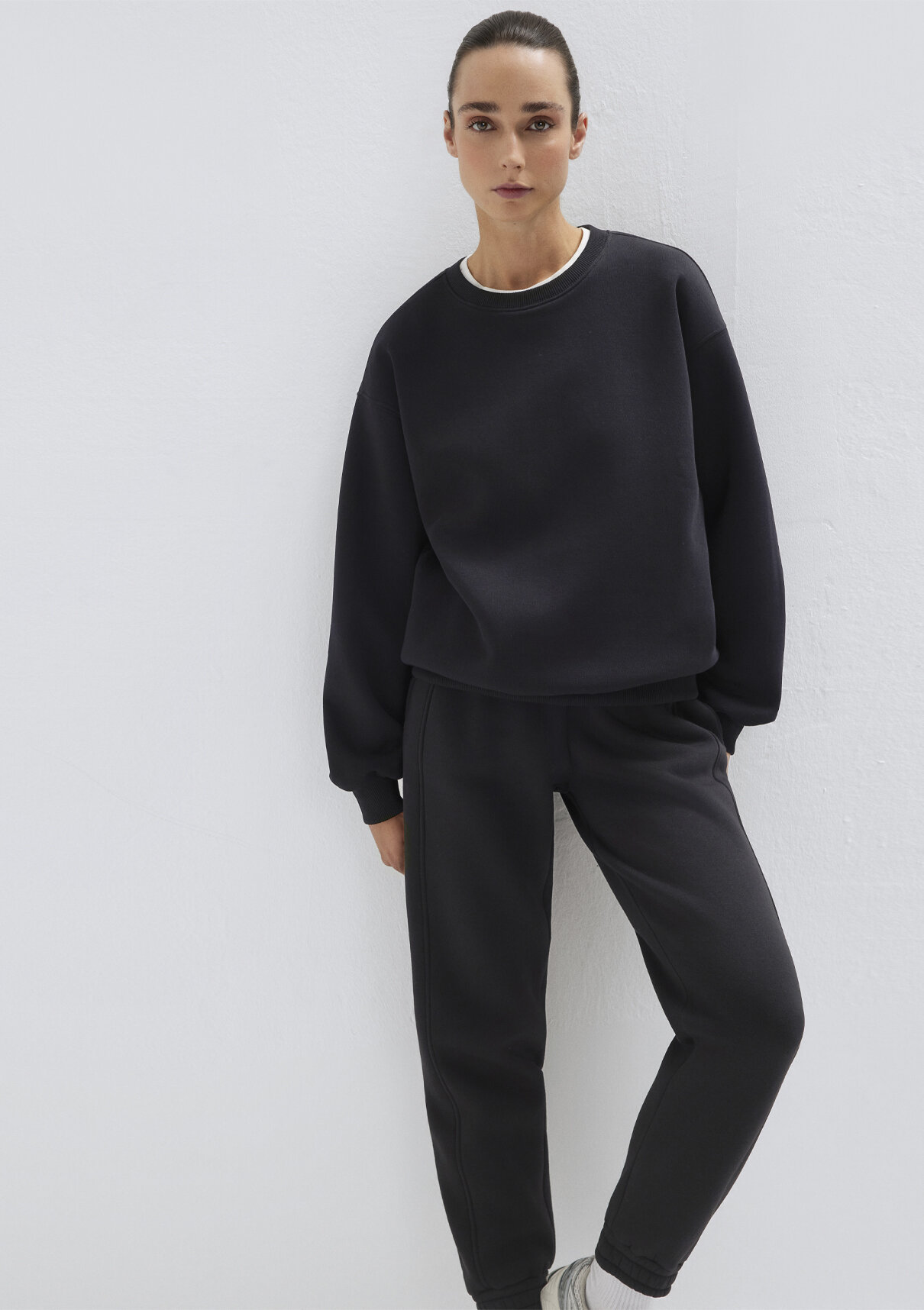 Mavi Bisiklet Yaka Siyah Basic Sweatshirt