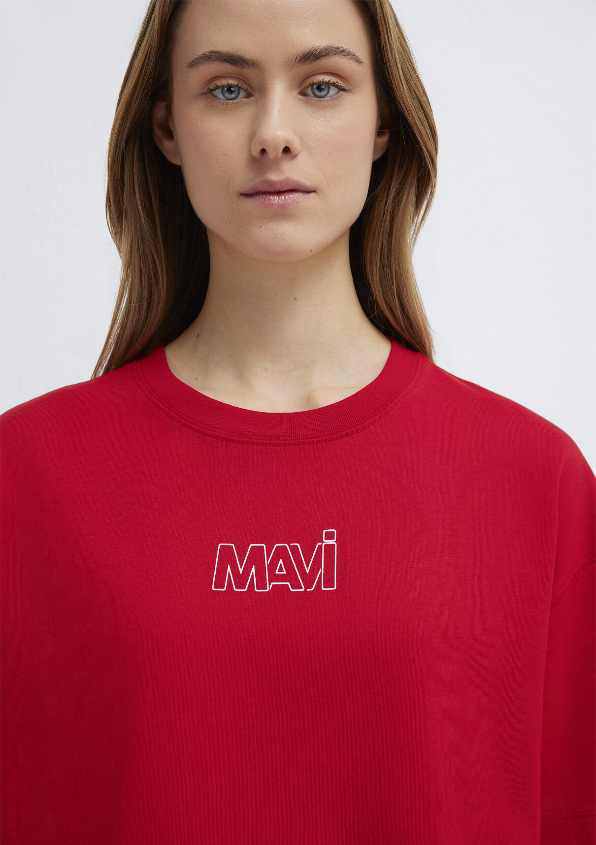 Mavi Logo Baskılı Kırmızı Tişört görsel 6