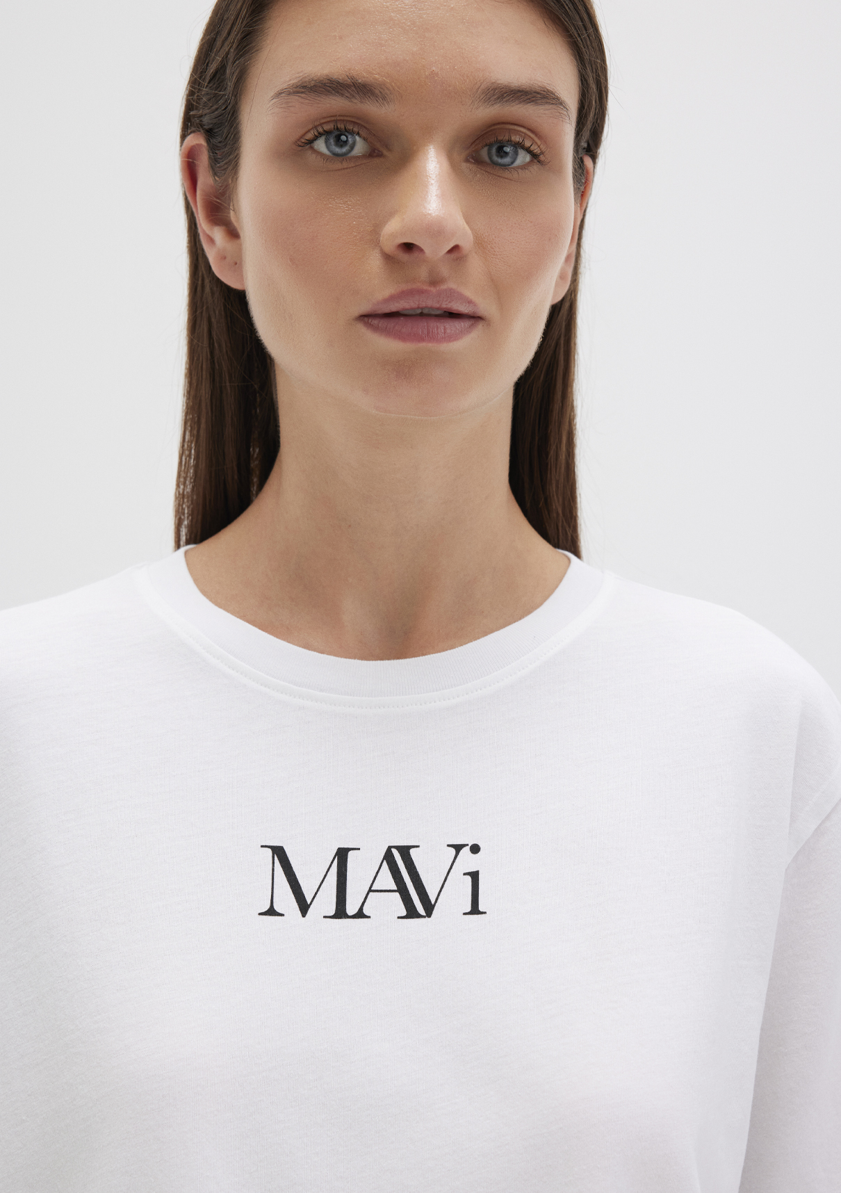 Mavi Logo Baskılı Beyaz Tişört görsel 5