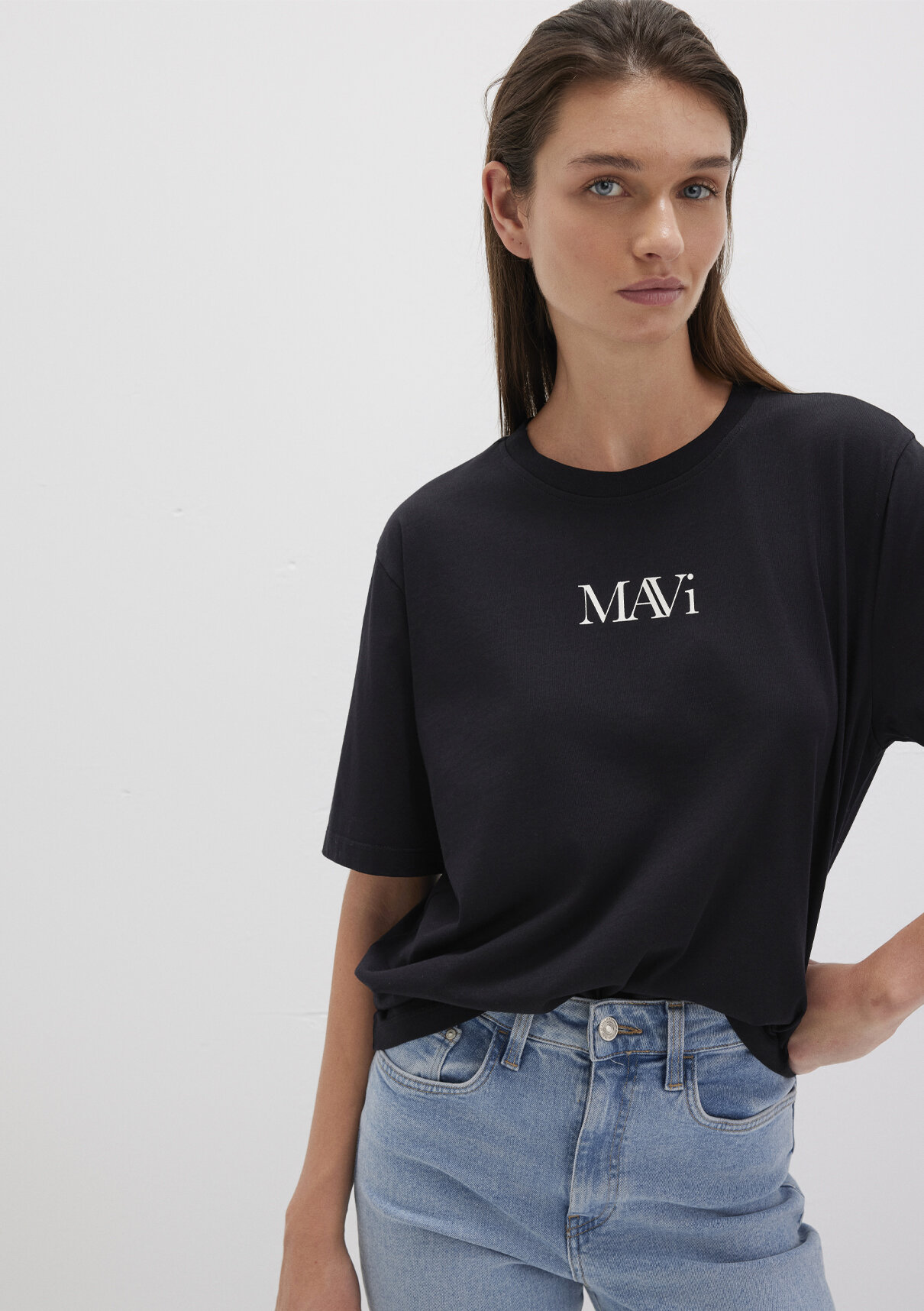 Mavi Logo Baskılı Siyah Tişört görsel 2