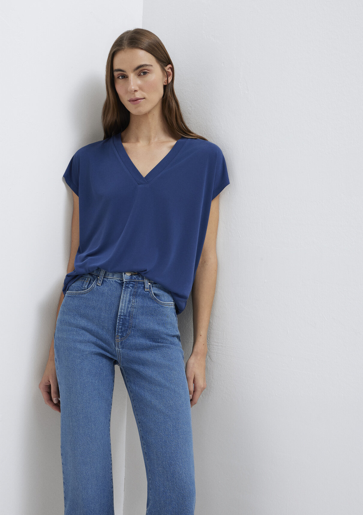 Mavi Soft-Premium Lacivert (TENCEL™) Modal Karışımlı V Yaka Tişört
