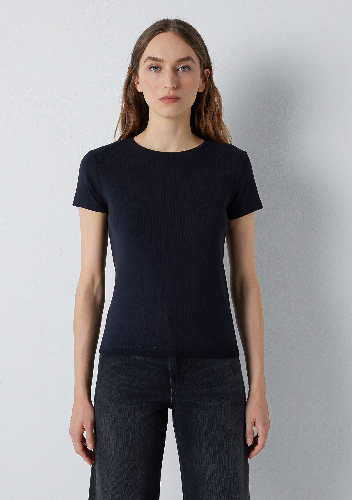 Mavi (TENCEL™) Modal Karışımlı Siyah Basic Tişört görsel 3