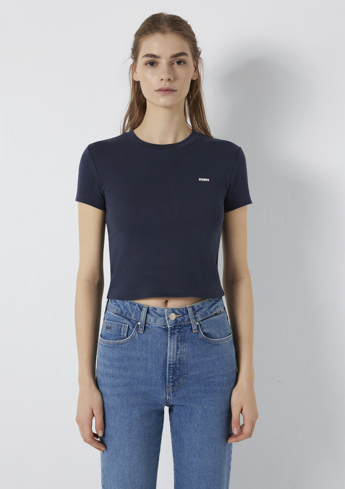 Mavi Logo Baskılı Lacivert Crop Tişört görsel 3