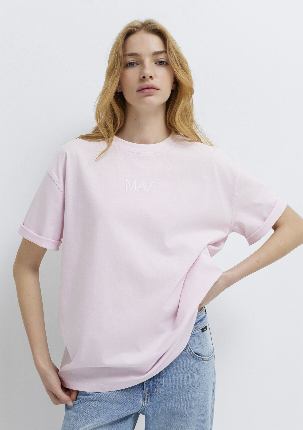 Mavi Logo Baskılı Pembe Tişört