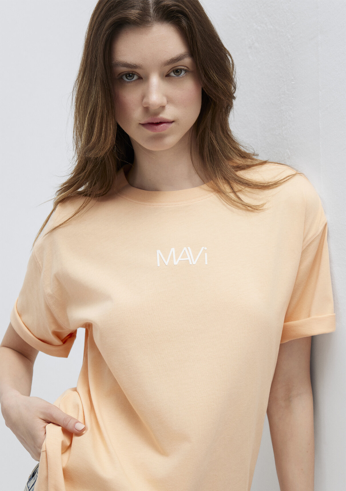 Mavi Logo Baskılı Turuncu Tişört