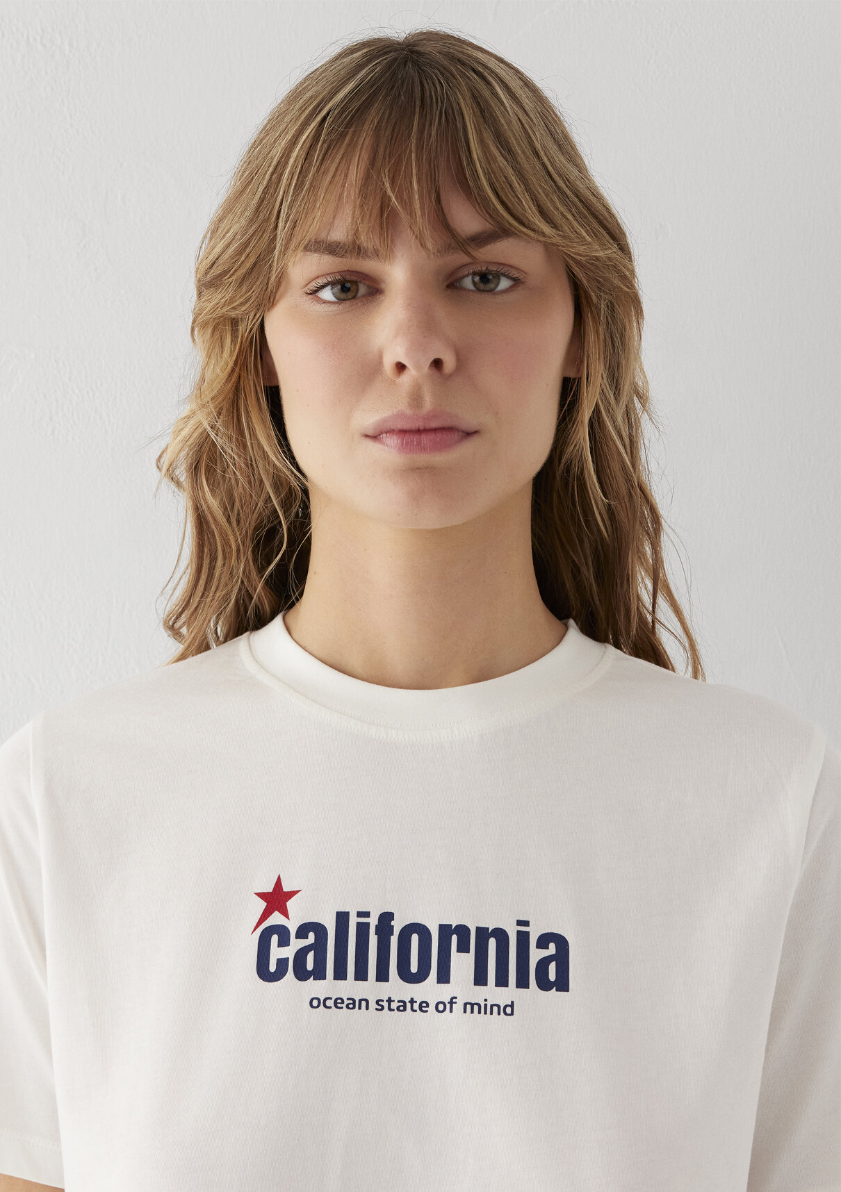 Mavi California Baskılı Ekru Tişört görsel 7