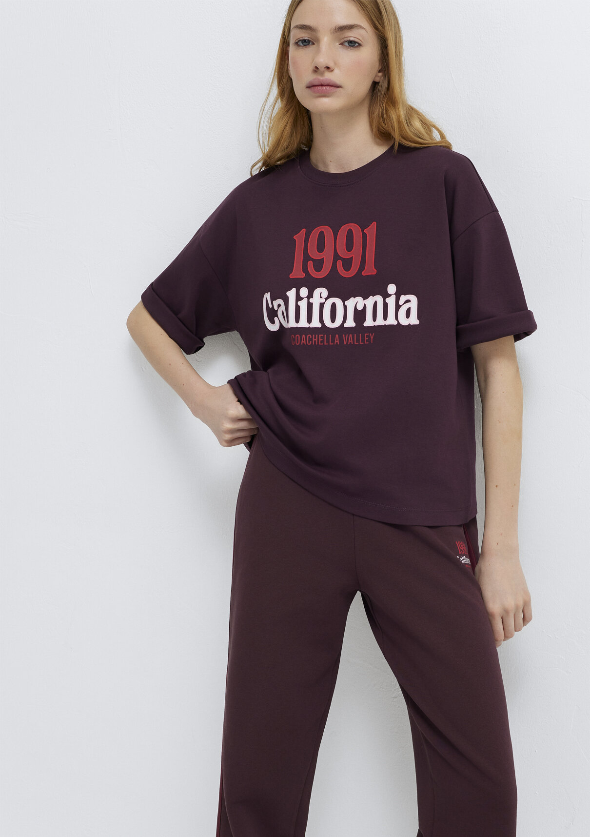 Mavi California Baskılı Bordo Tişört görsel 2